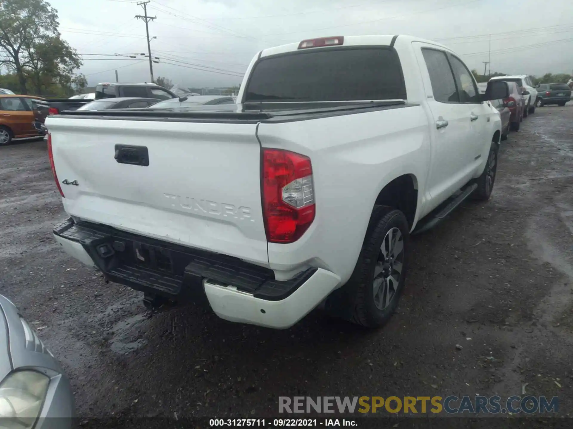 4 Photograph of a damaged car 5TFHY5F16KX799561 TOYOTA TUNDRA 4WD 2019