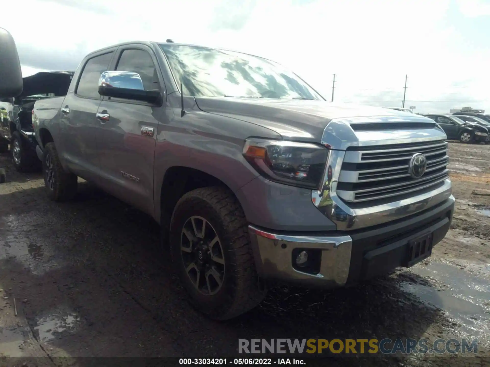 1 Photograph of a damaged car 5TFHY5F16KX836950 TOYOTA TUNDRA 4WD 2019