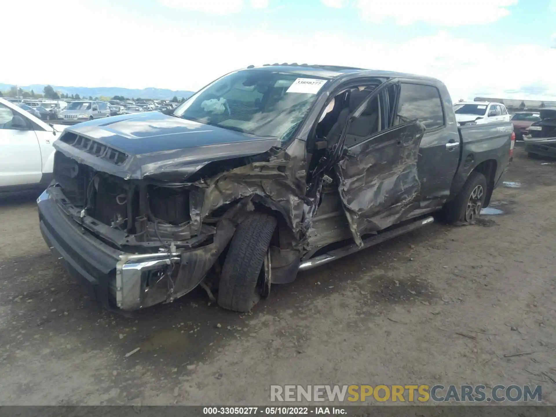 2 Photograph of a damaged car 5TFHY5F16KX867325 TOYOTA TUNDRA 4WD 2019