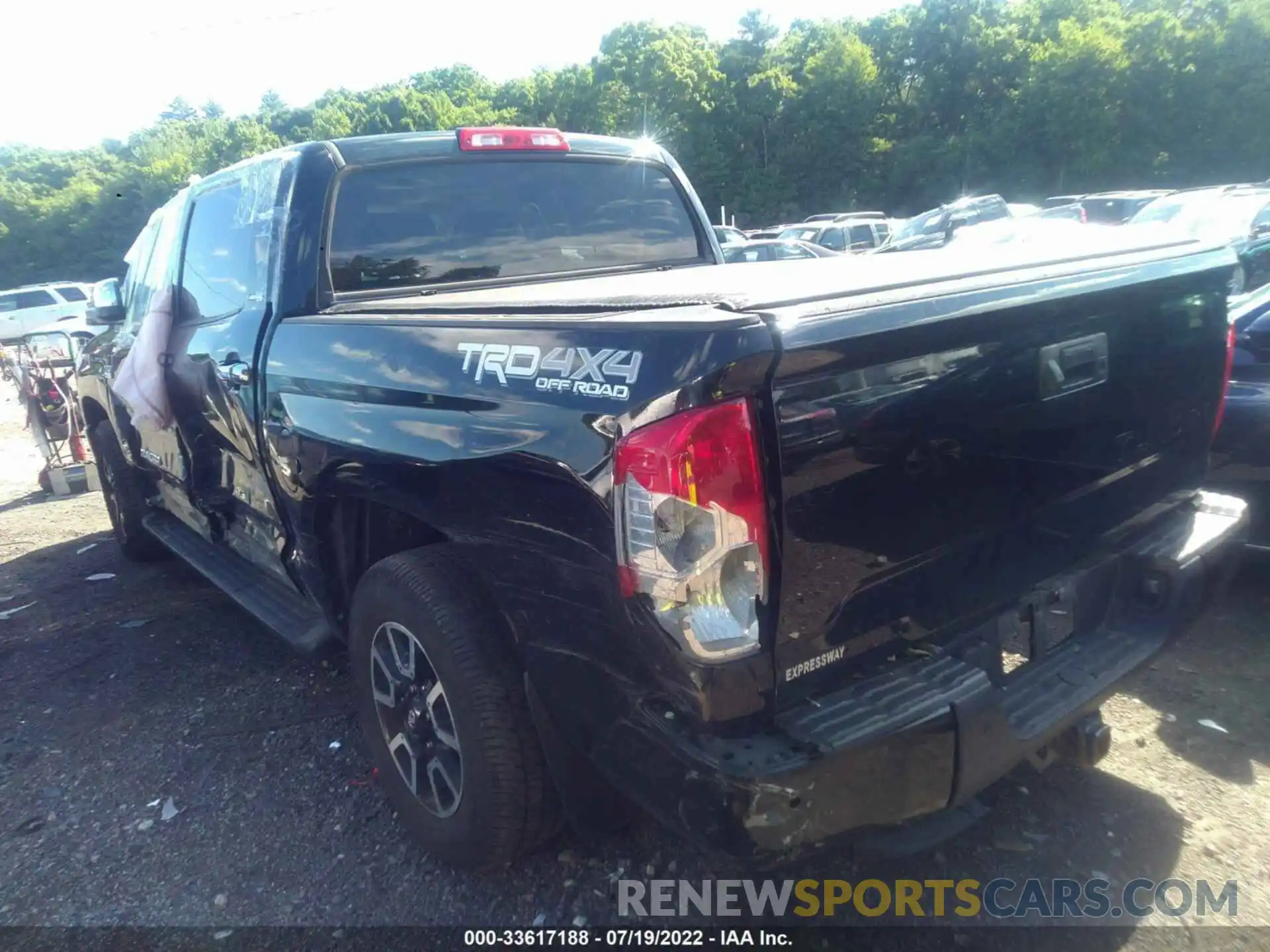 3 Photograph of a damaged car 5TFHY5F17KX825715 TOYOTA TUNDRA 4WD 2019