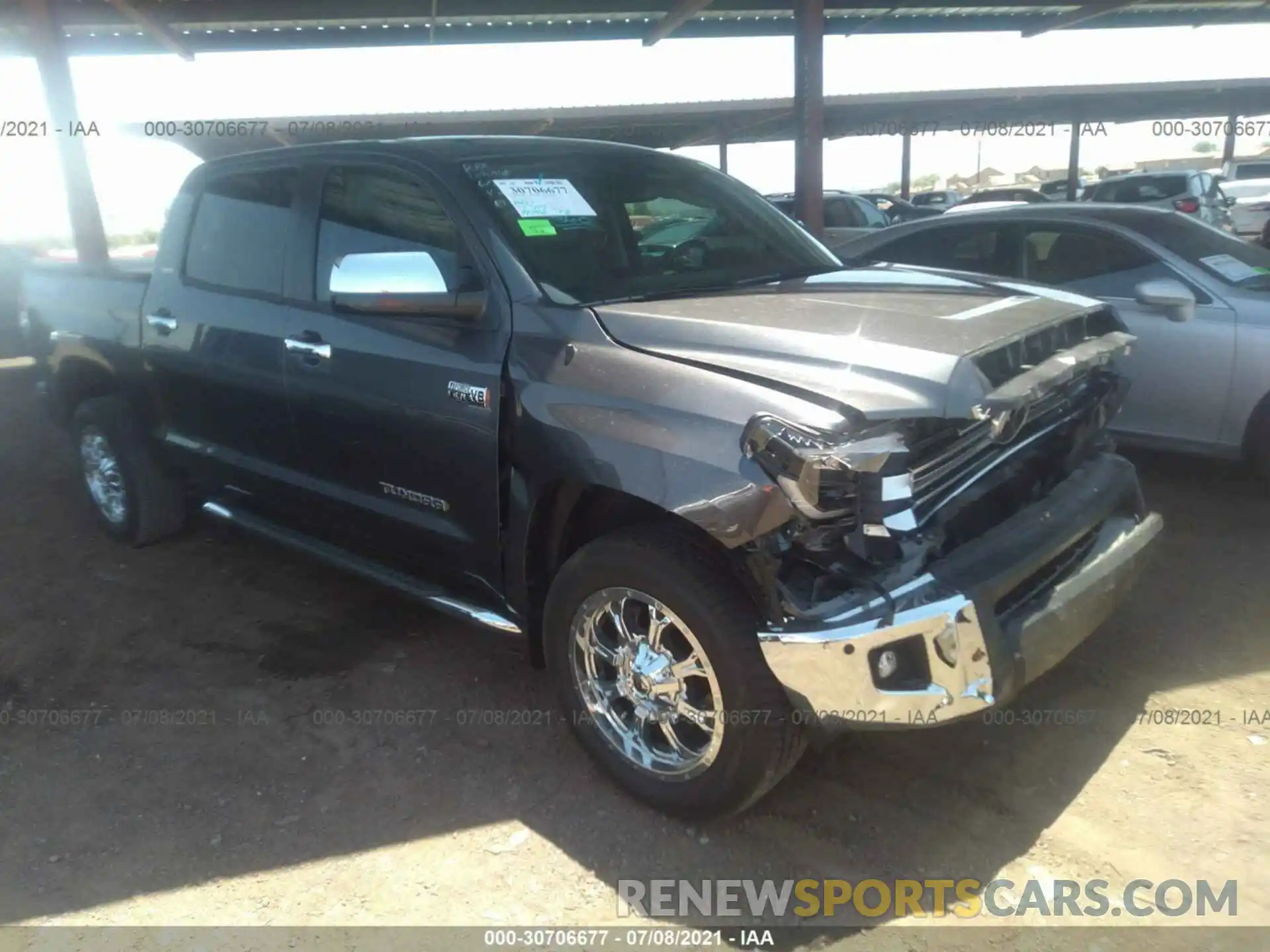 1 Photograph of a damaged car 5TFHY5F18KX799433 TOYOTA TUNDRA 4WD 2019