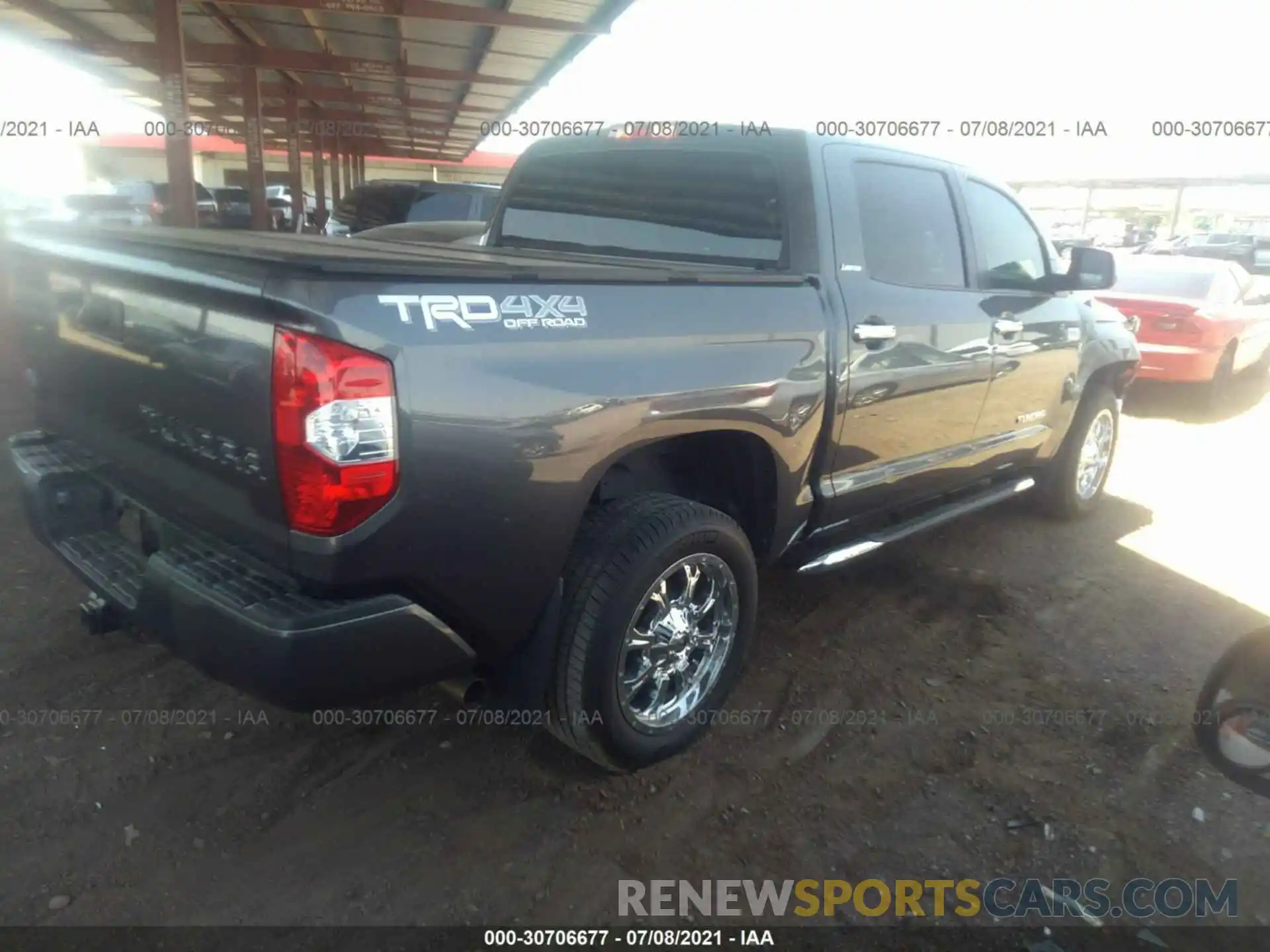 4 Photograph of a damaged car 5TFHY5F18KX799433 TOYOTA TUNDRA 4WD 2019