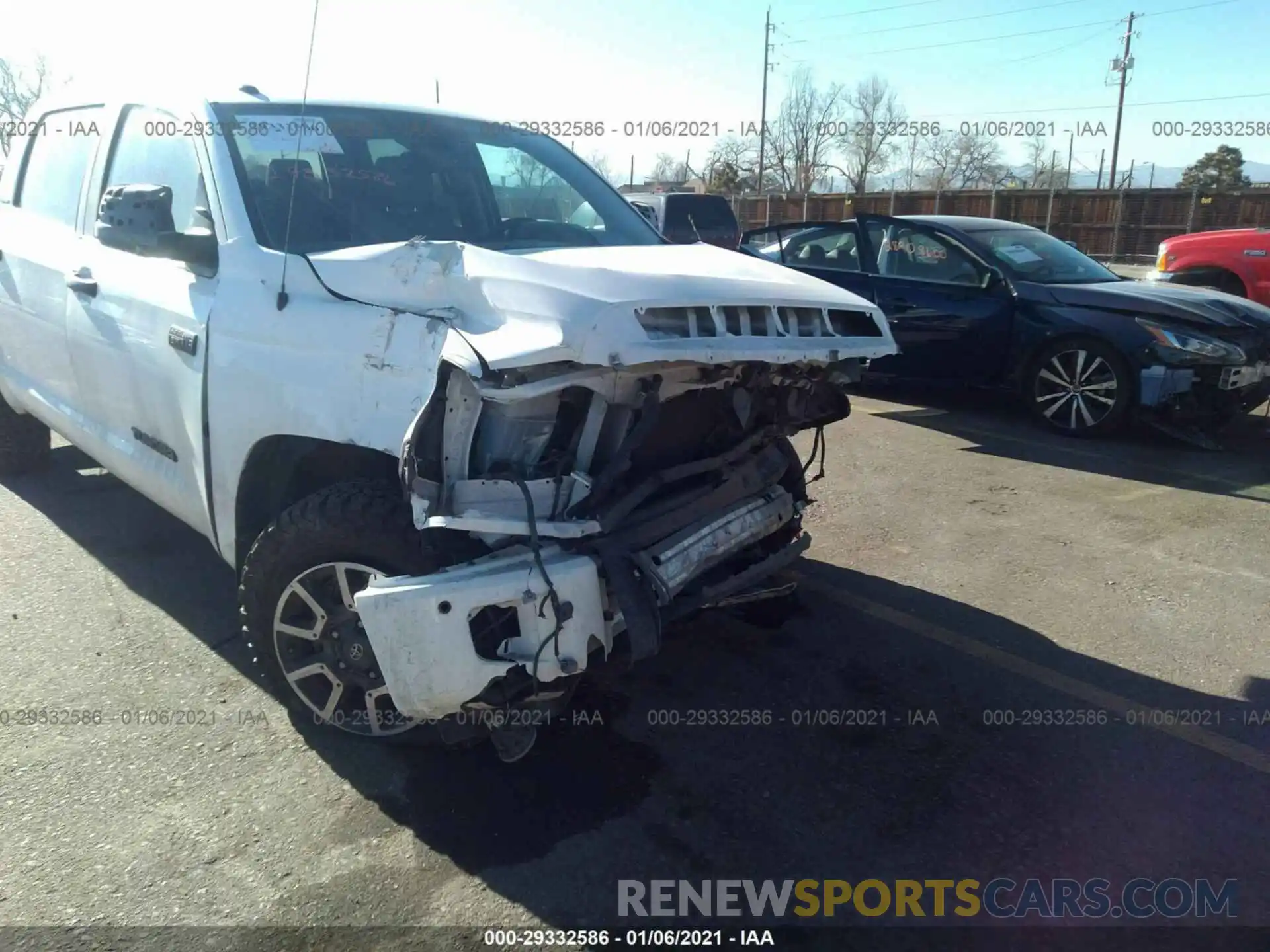 6 Photograph of a damaged car 5TFHY5F18KX800144 TOYOTA TUNDRA 4WD 2019