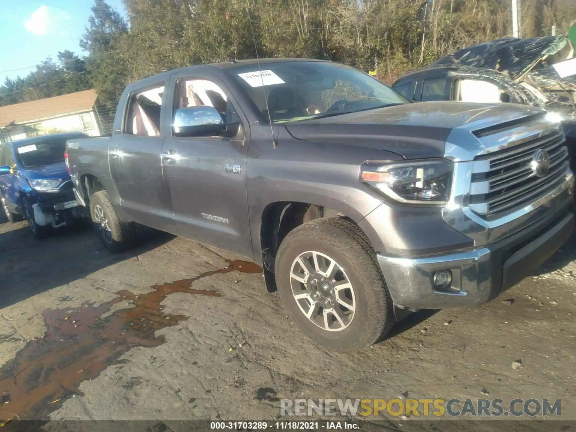 1 Photograph of a damaged car 5TFHY5F18KX845701 TOYOTA TUNDRA 4WD 2019