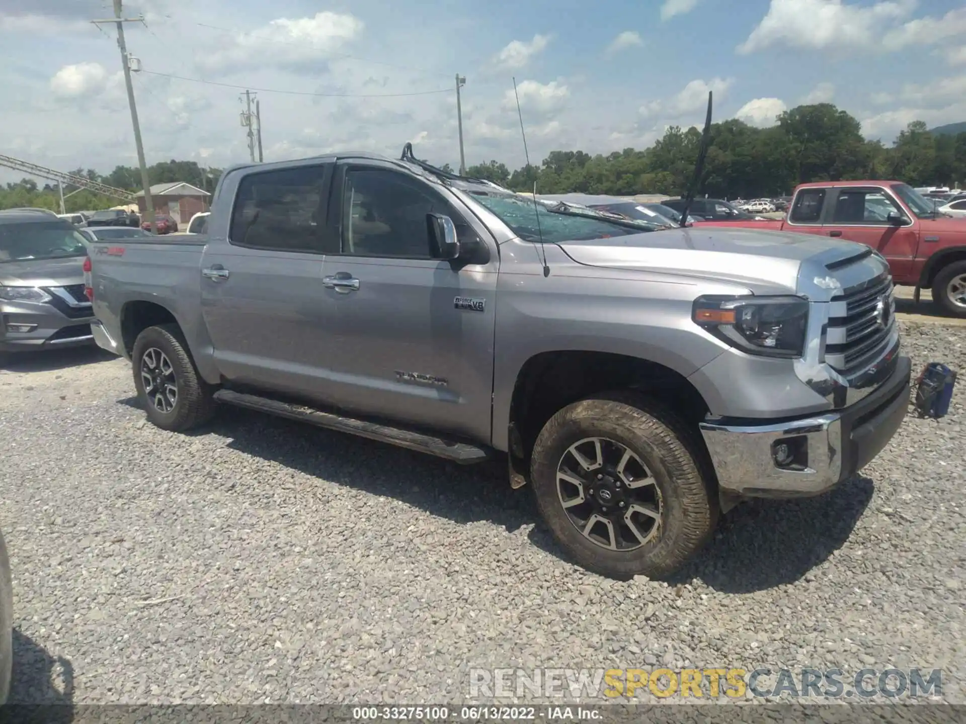 1 Photograph of a damaged car 5TFHY5F18KX869027 TOYOTA TUNDRA 4WD 2019