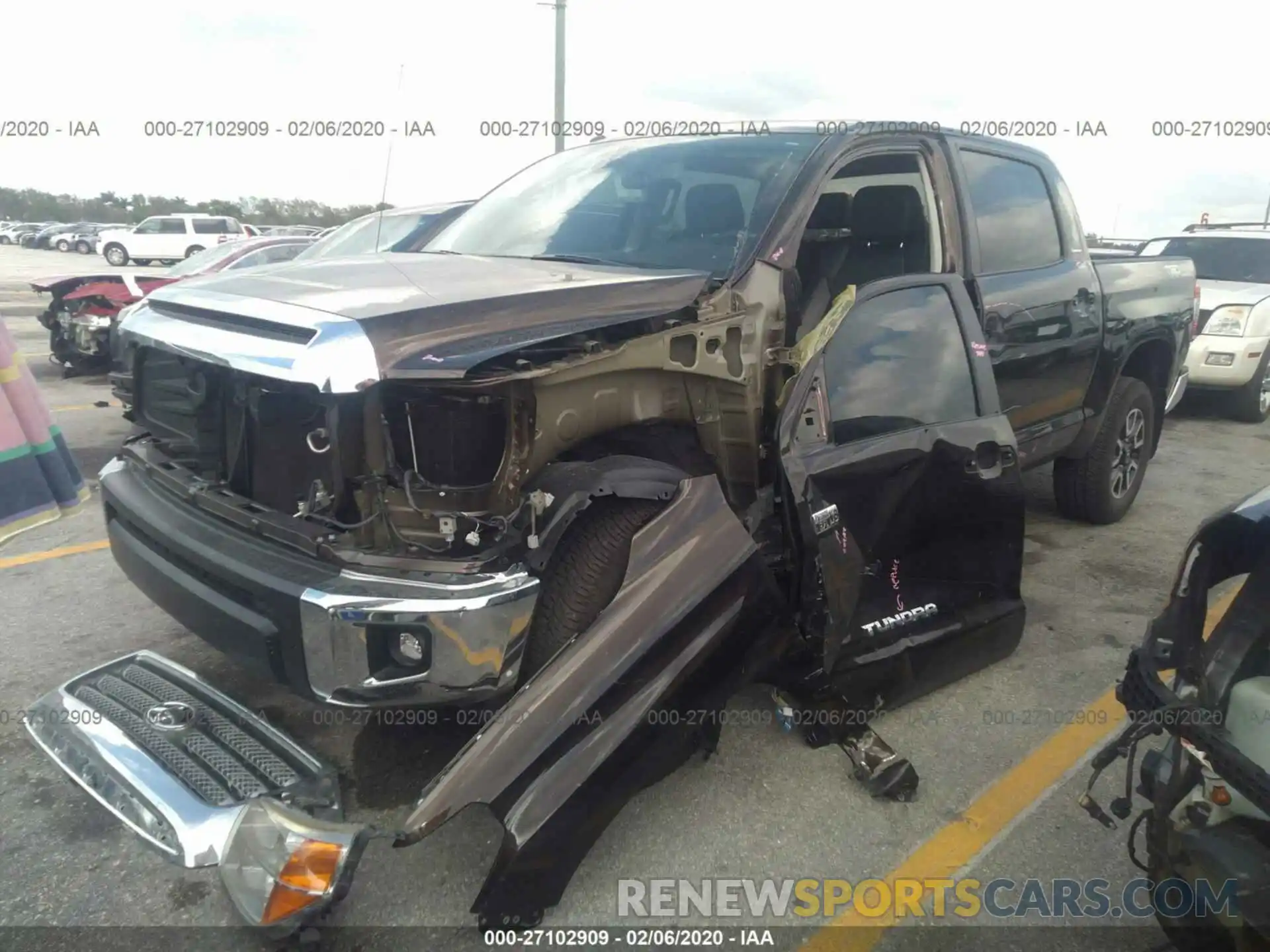 2 Photograph of a damaged car 5TFHY5F19KX828812 TOYOTA TUNDRA 4WD 2019