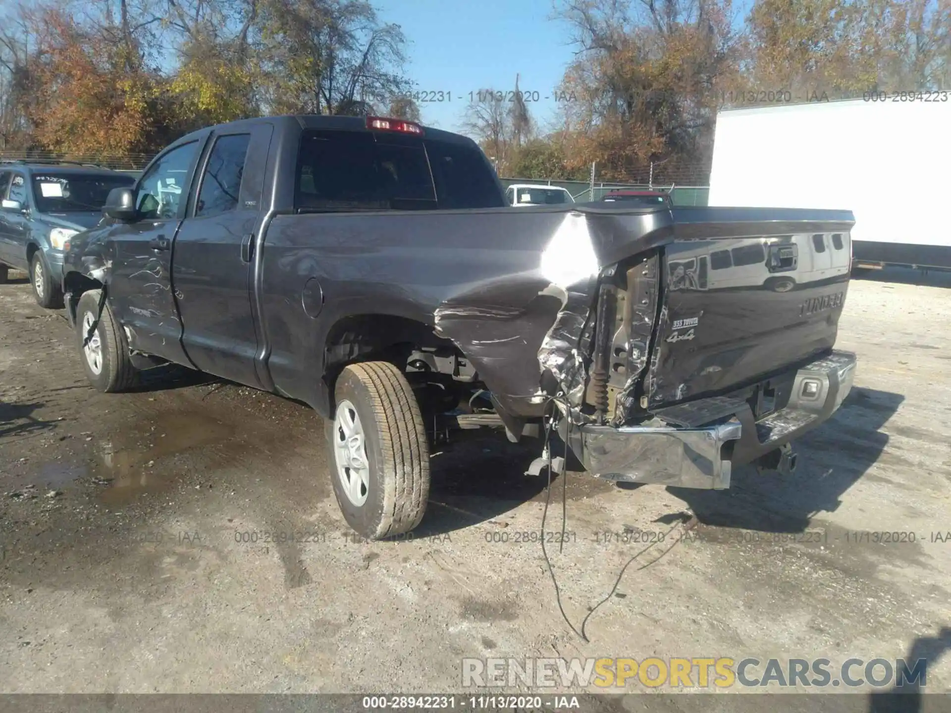 3 Photograph of a damaged car 5TFUM5F18KX083240 TOYOTA TUNDRA 4WD 2019