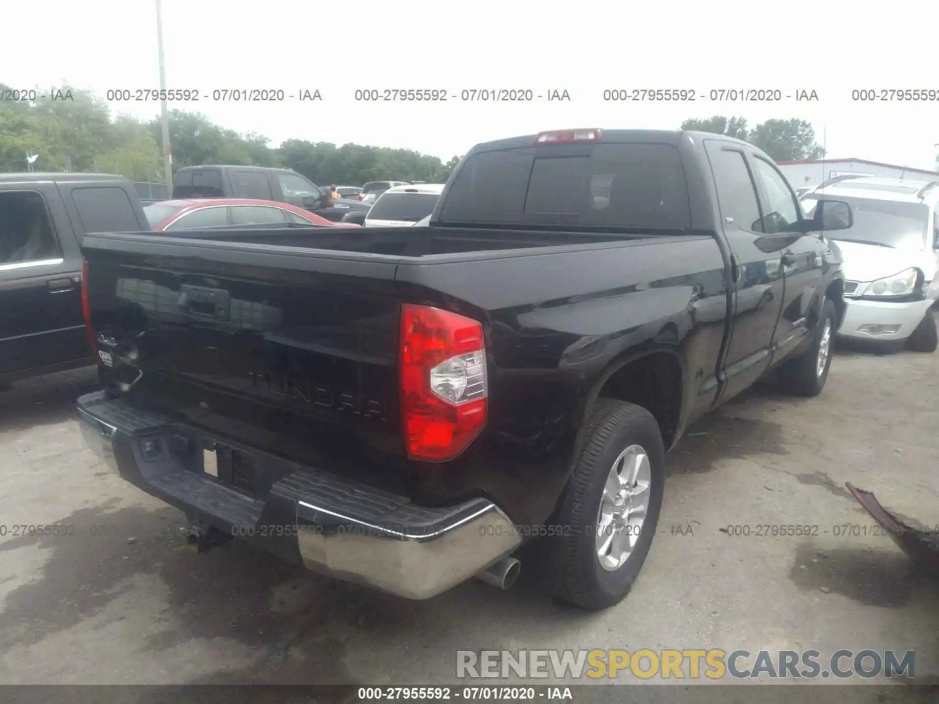 4 Photograph of a damaged car 5TFUW5F11KX791839 TOYOTA TUNDRA 4WD 2019