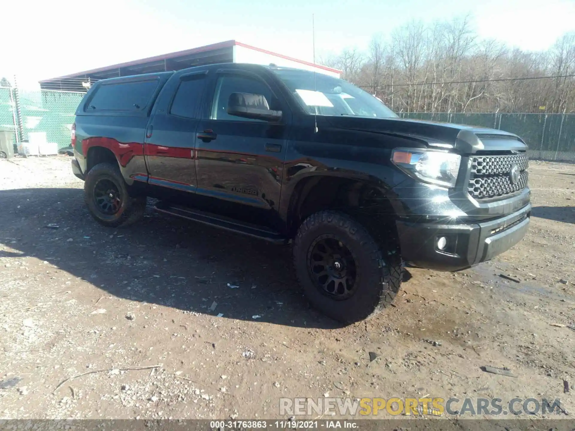 1 Photograph of a damaged car 5TFUW5F12KX818191 TOYOTA TUNDRA 4WD 2019