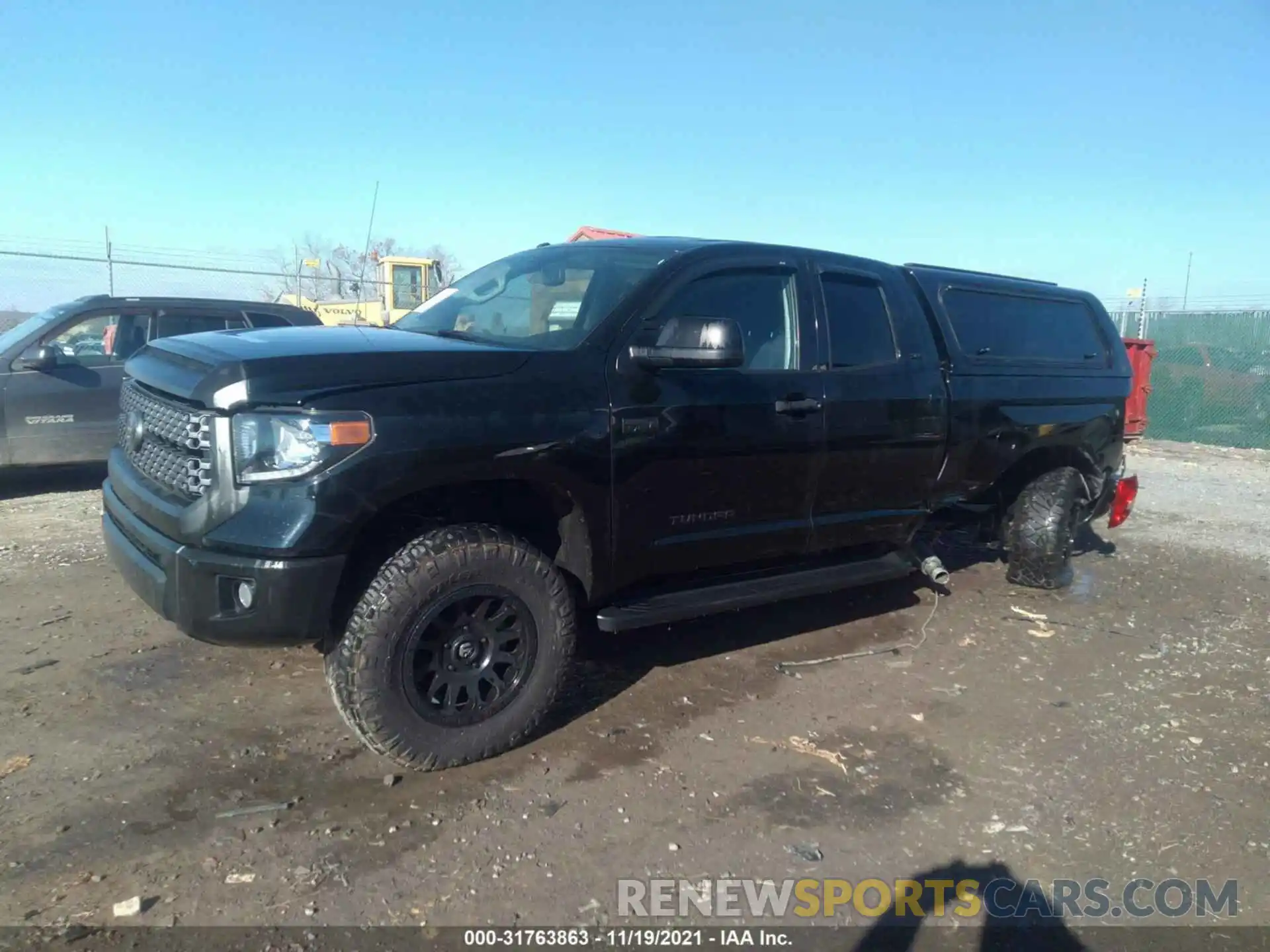 2 Photograph of a damaged car 5TFUW5F12KX818191 TOYOTA TUNDRA 4WD 2019