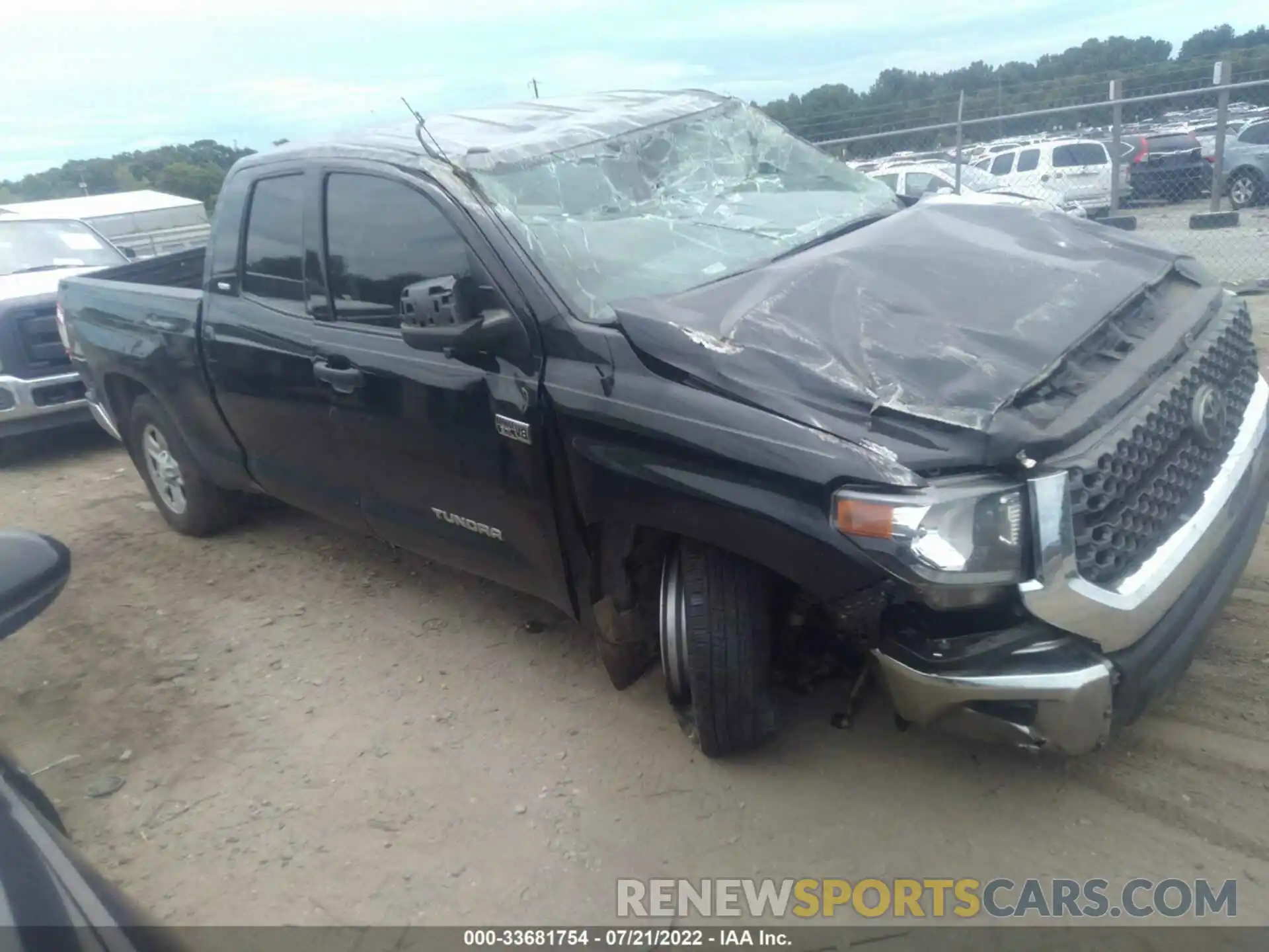 1 Photograph of a damaged car 5TFUW5F12KX824668 TOYOTA TUNDRA 4WD 2019