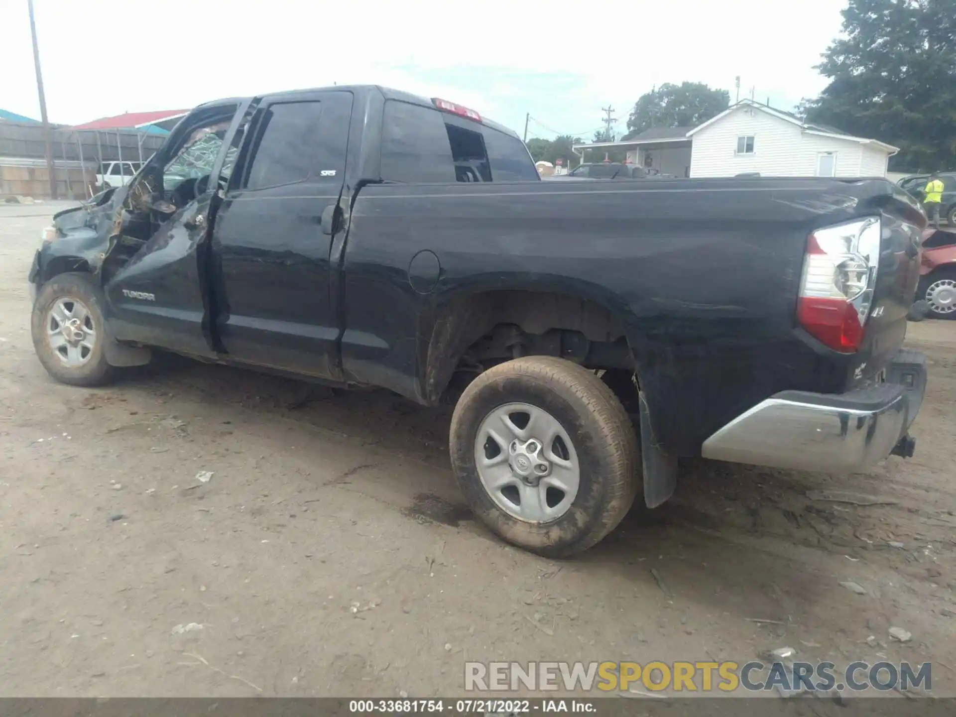 3 Photograph of a damaged car 5TFUW5F12KX824668 TOYOTA TUNDRA 4WD 2019