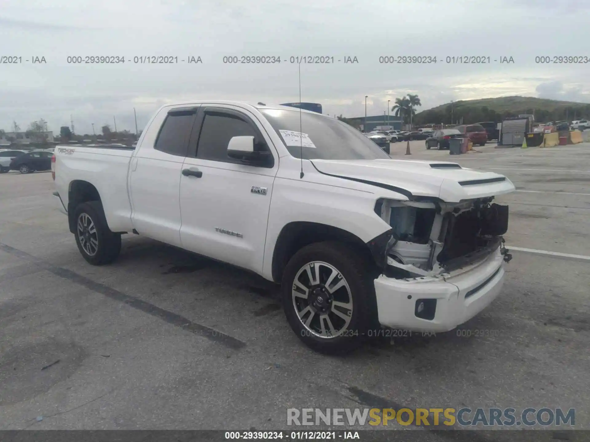 1 Photograph of a damaged car 5TFUW5F12KX835055 TOYOTA TUNDRA 4WD 2019