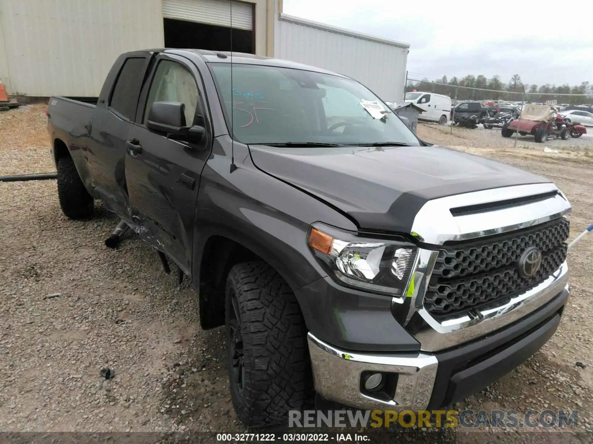 1 Photograph of a damaged car 5TFUW5F13KX861227 TOYOTA TUNDRA 4WD 2019