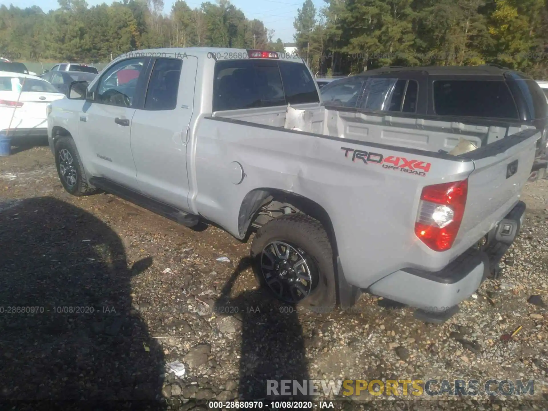 3 Photograph of a damaged car 5TFUW5F15KX810764 TOYOTA TUNDRA 4WD 2019