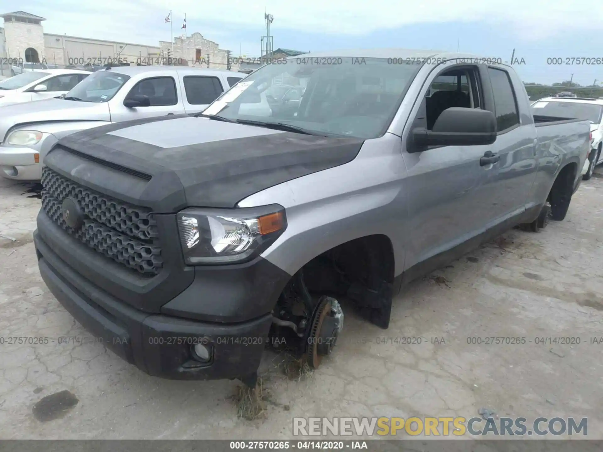 2 Photograph of a damaged car 5TFUW5F15KX849421 TOYOTA TUNDRA 4WD 2019