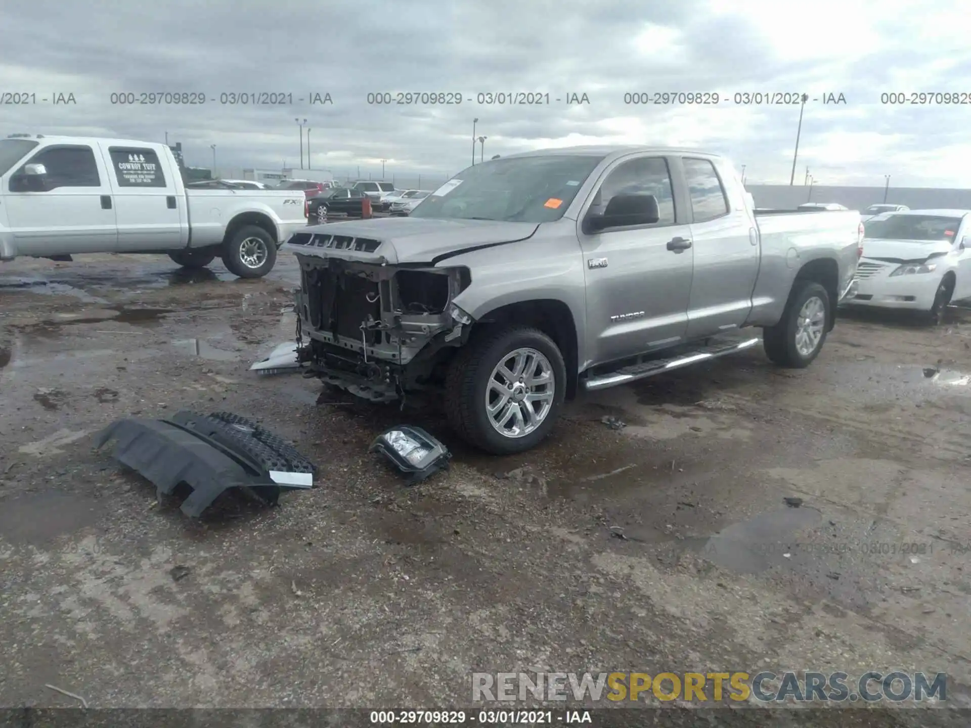 2 Photograph of a damaged car 5TFUW5F17KX812208 TOYOTA TUNDRA 4WD 2019