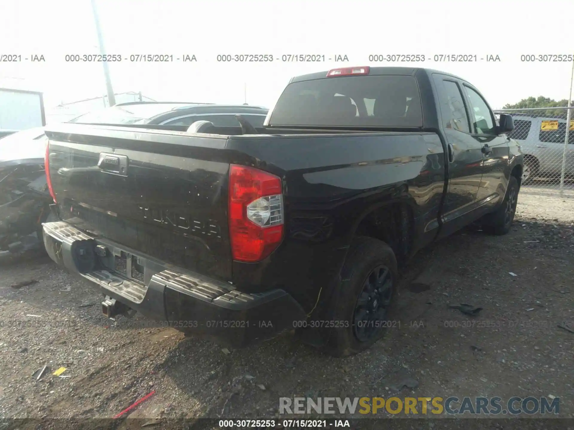 4 Фотография поврежденного автомобиля 5TFUW5F18KX807681 TOYOTA TUNDRA 4WD 2019