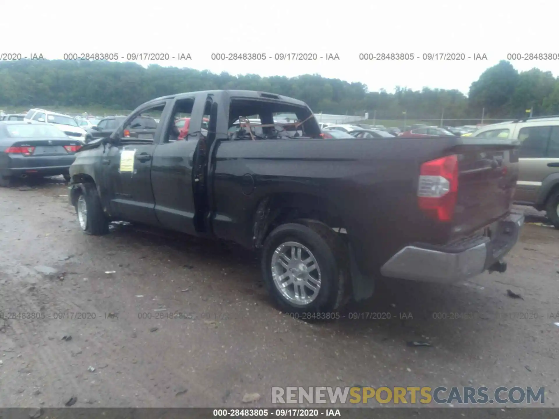 3 Photograph of a damaged car 5TFUW5F1XKX792987 TOYOTA TUNDRA 4WD 2019