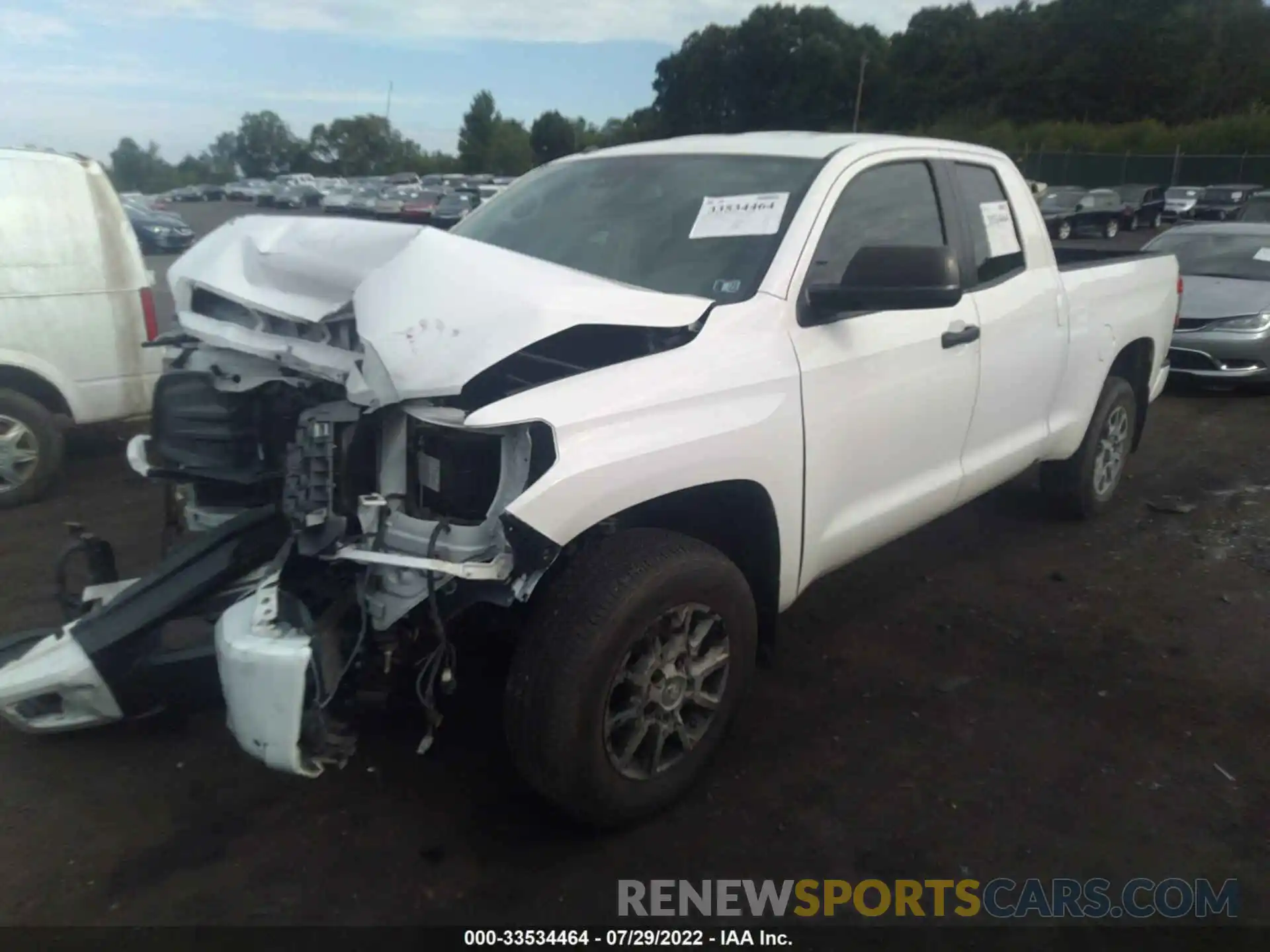 2 Photograph of a damaged car 5TFUY5F10KX792782 TOYOTA TUNDRA 4WD 2019