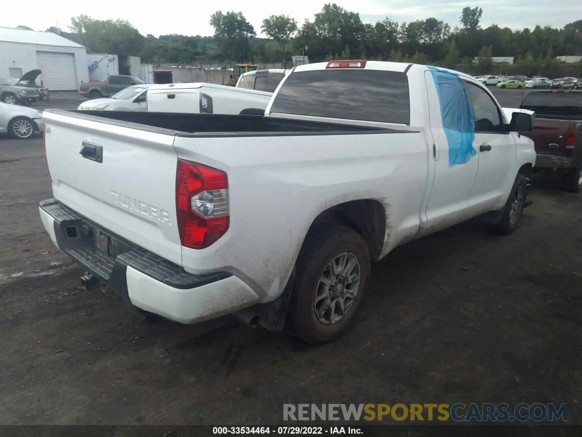 4 Фотография поврежденного автомобиля 5TFUY5F10KX792782 TOYOTA TUNDRA 4WD 2019