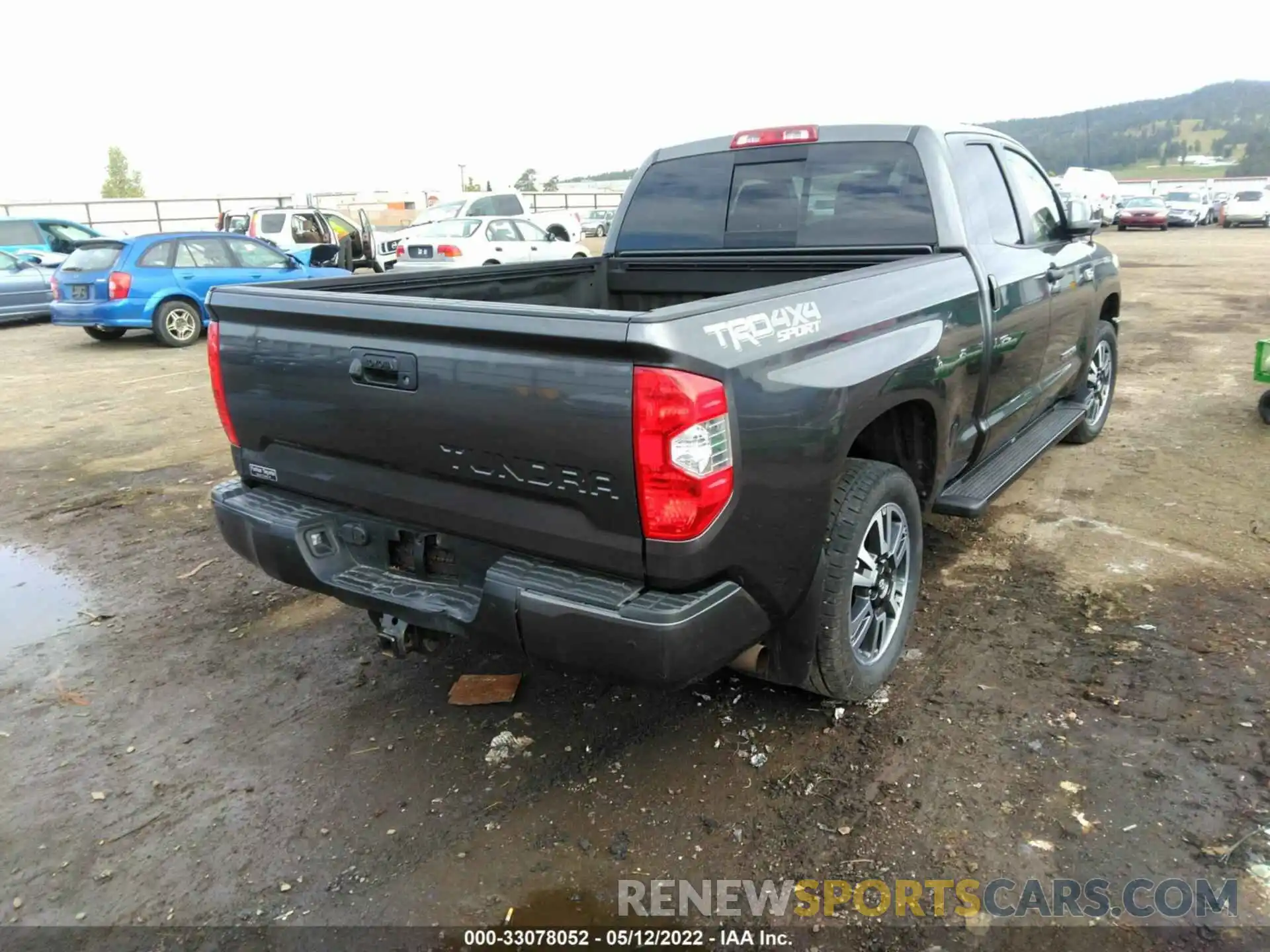 4 Фотография поврежденного автомобиля 5TFUY5F10KX832729 TOYOTA TUNDRA 4WD 2019