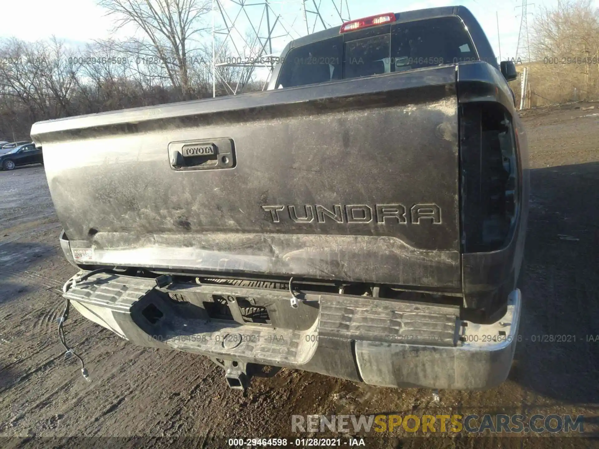 6 Photograph of a damaged car 5TFUY5F10KX859008 TOYOTA TUNDRA 4WD 2019