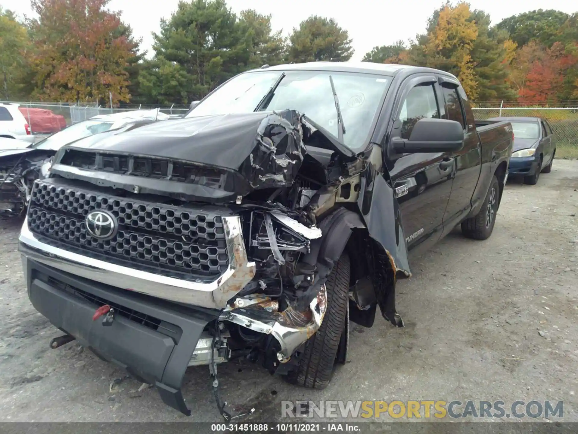 6 Photograph of a damaged car 5TFUY5F11KX869336 TOYOTA TUNDRA 4WD 2019