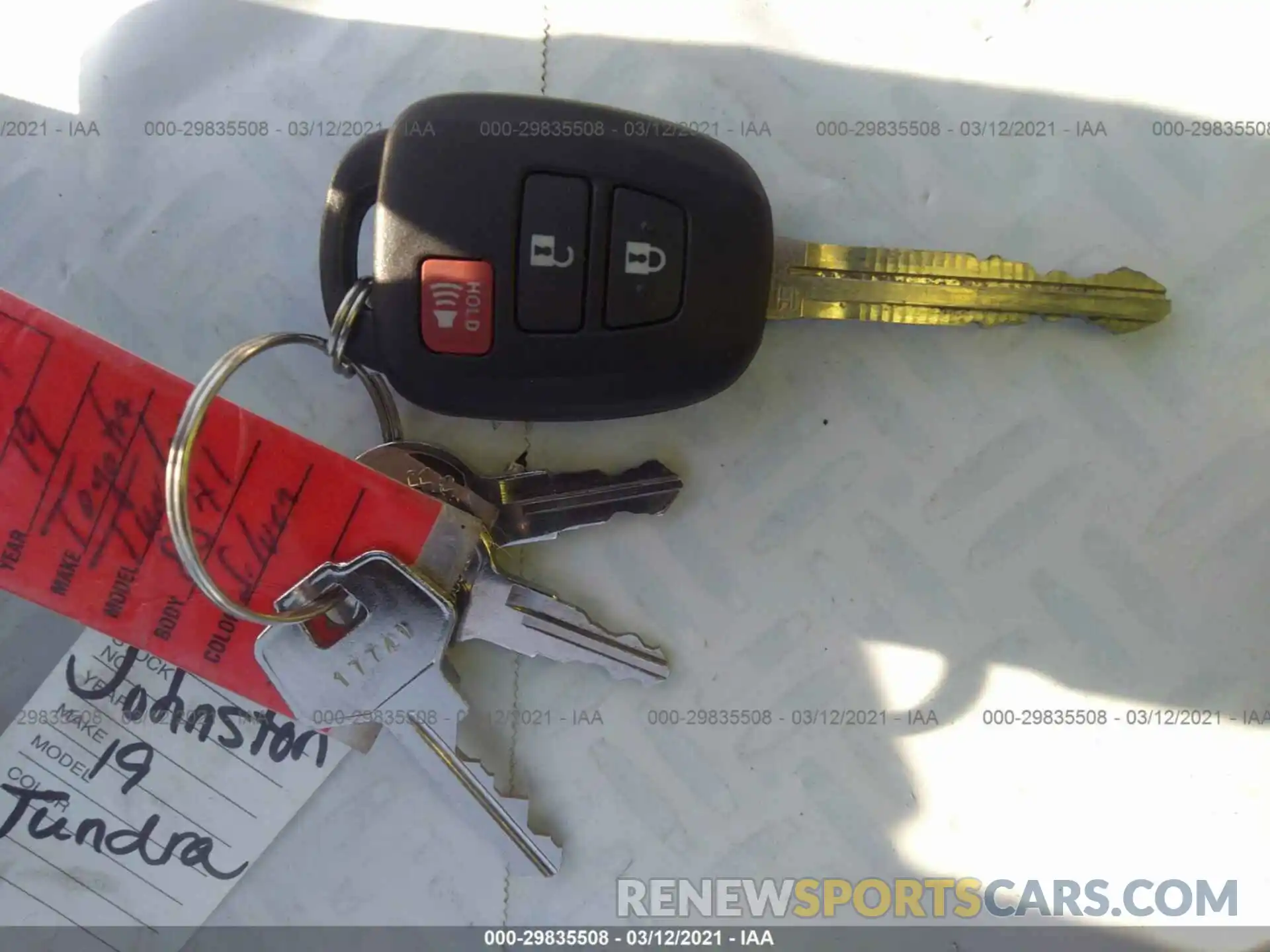 11 Photograph of a damaged car 5TFUY5F12KX868891 TOYOTA TUNDRA 4WD 2019