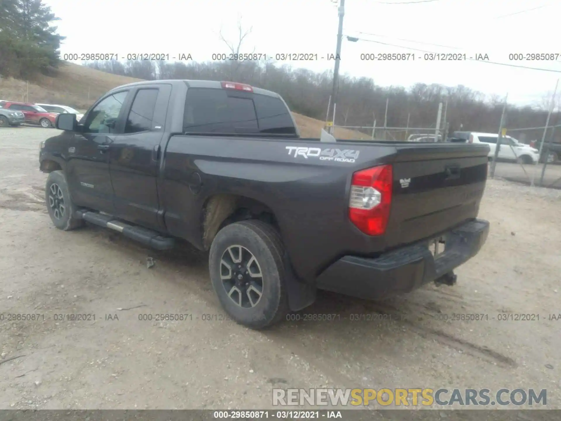 3 Photograph of a damaged car 5TFUY5F13KX778438 TOYOTA TUNDRA 4WD 2019