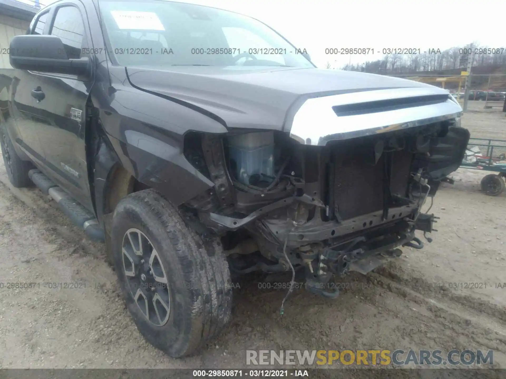 6 Photograph of a damaged car 5TFUY5F13KX778438 TOYOTA TUNDRA 4WD 2019