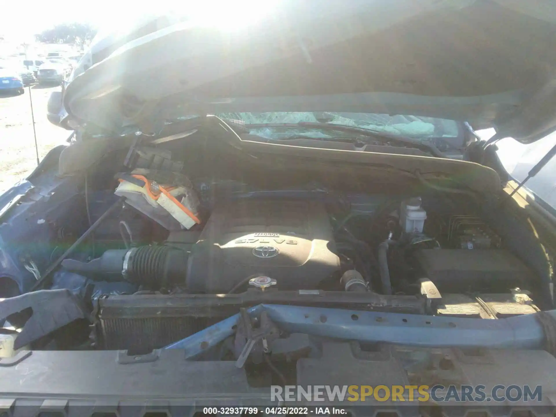 6 Photograph of a damaged car 5TFUY5F13KX780710 TOYOTA TUNDRA 4WD 2019