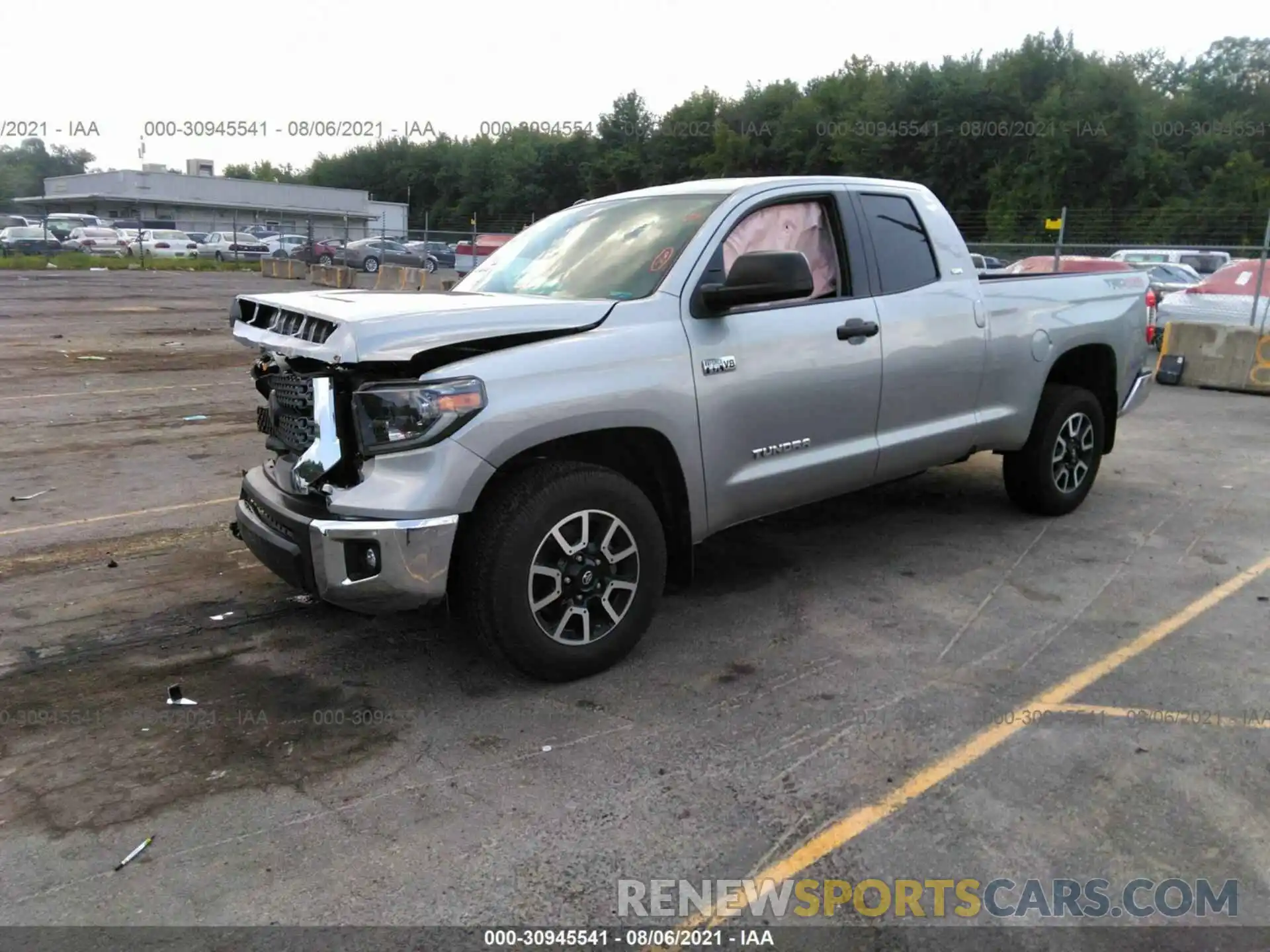 2 Photograph of a damaged car 5TFUY5F13KX806562 TOYOTA TUNDRA 4WD 2019