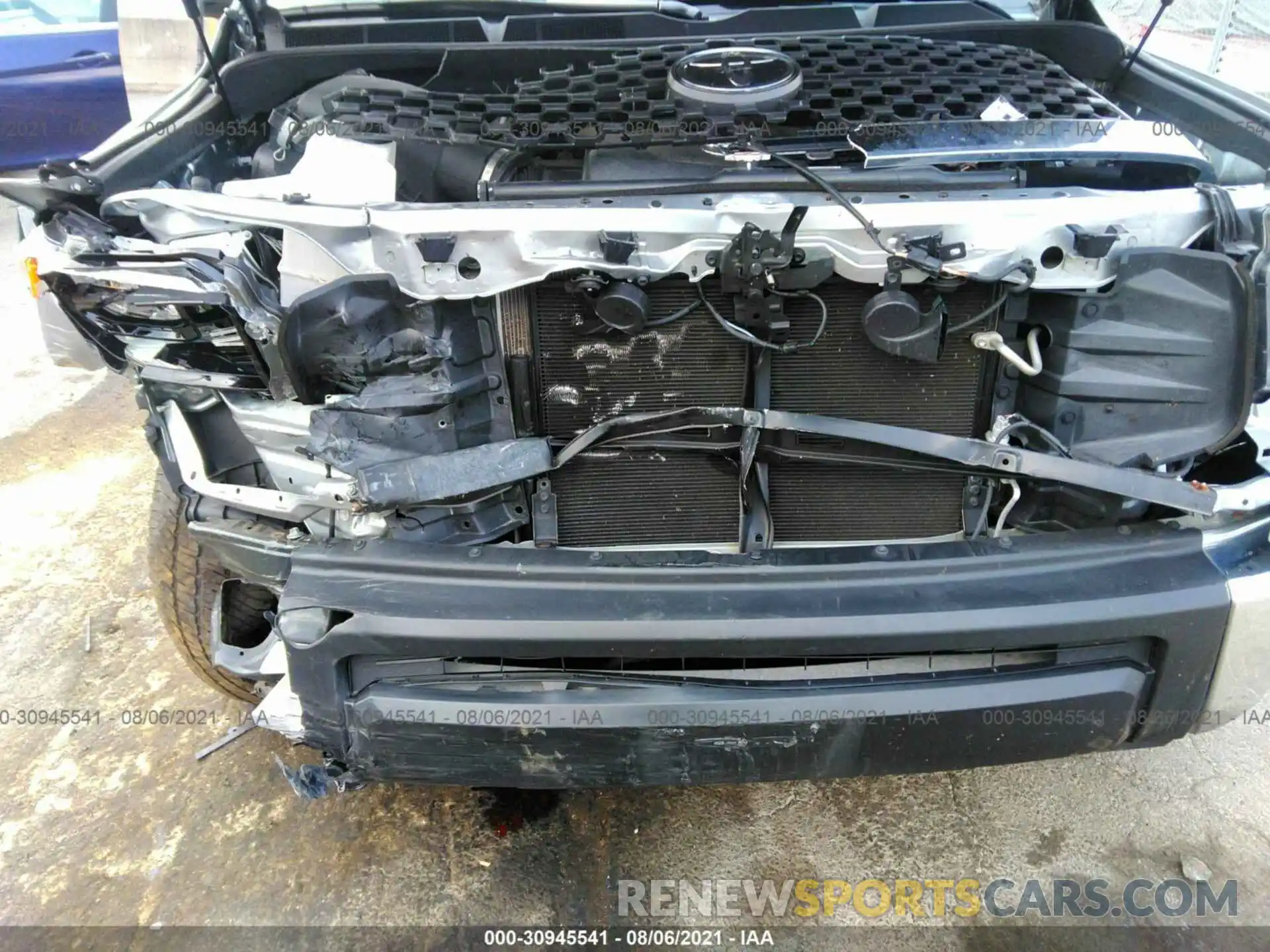 6 Photograph of a damaged car 5TFUY5F13KX806562 TOYOTA TUNDRA 4WD 2019