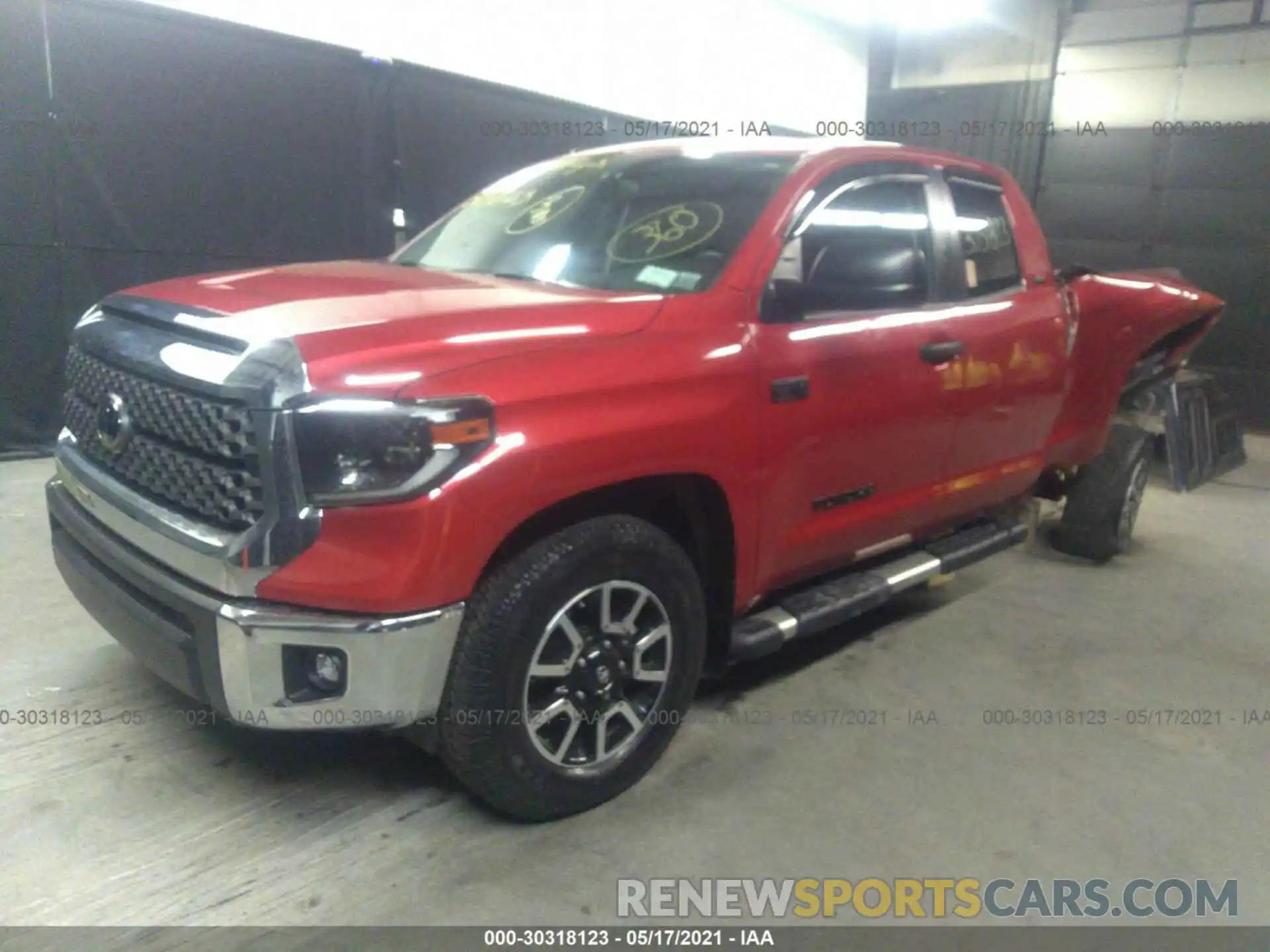 2 Photograph of a damaged car 5TFUY5F13KX819943 TOYOTA TUNDRA 4WD 2019