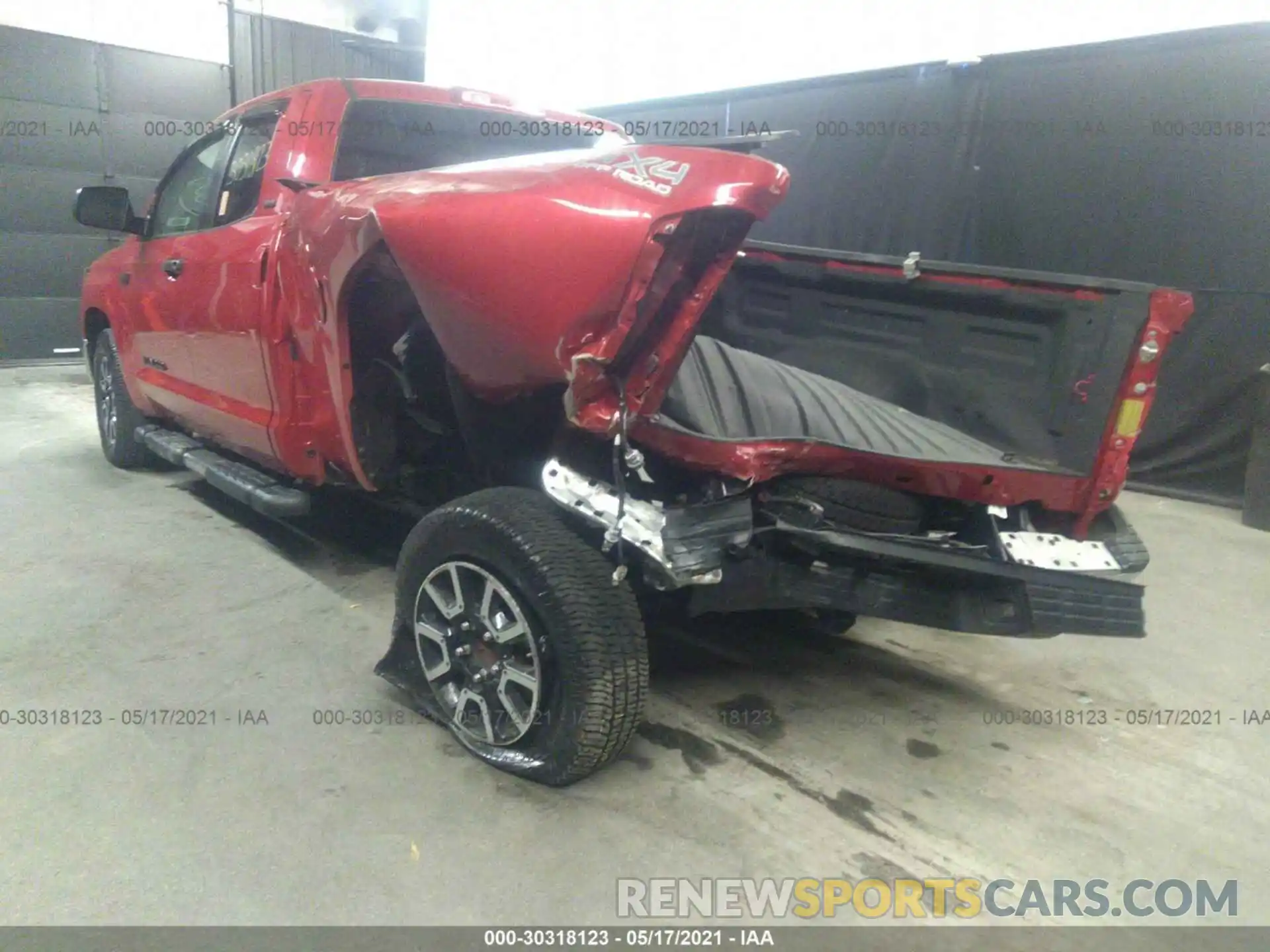 6 Photograph of a damaged car 5TFUY5F13KX819943 TOYOTA TUNDRA 4WD 2019