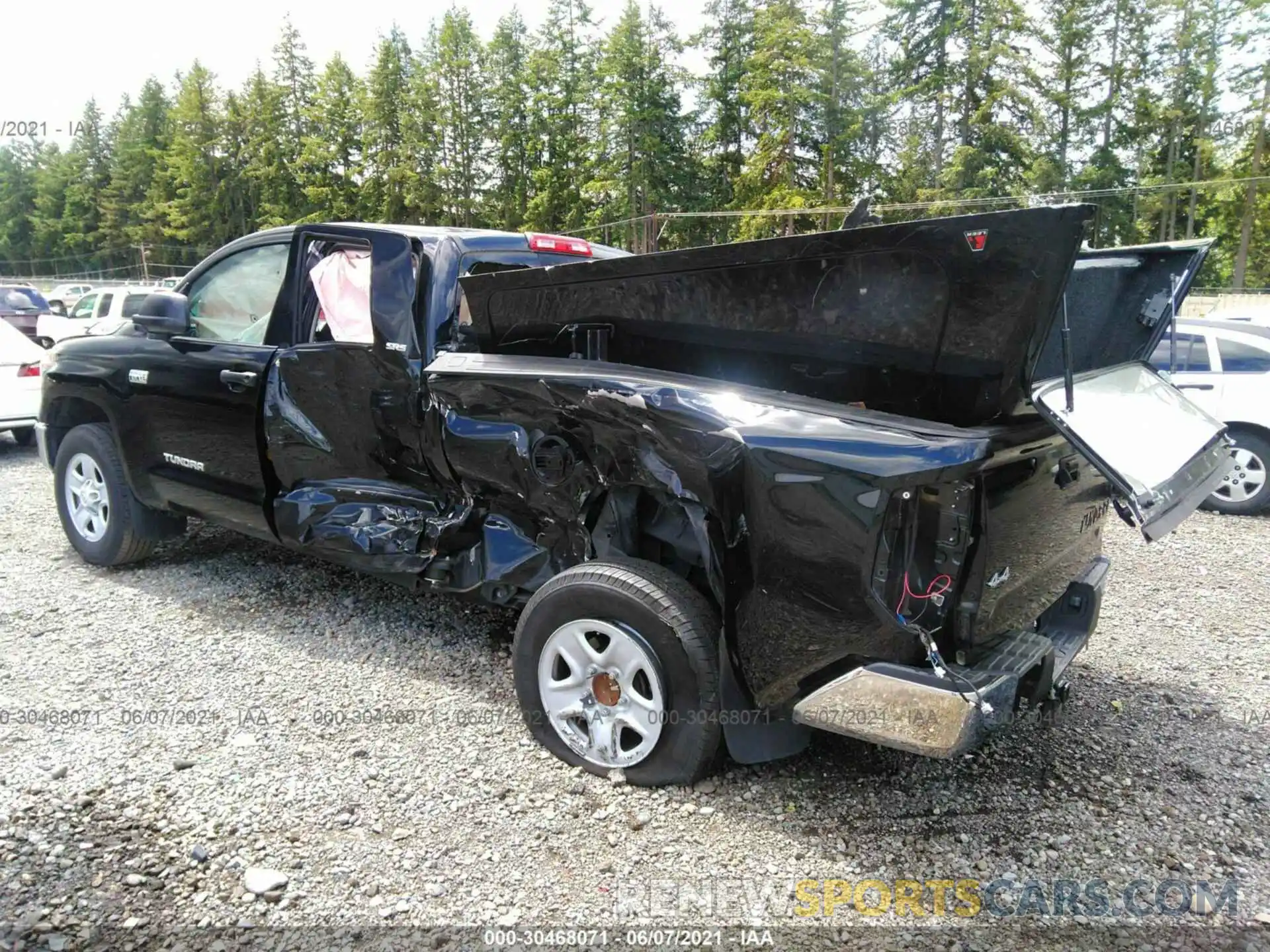3 Photograph of a damaged car 5TFUY5F14KX799153 TOYOTA TUNDRA 4WD 2019