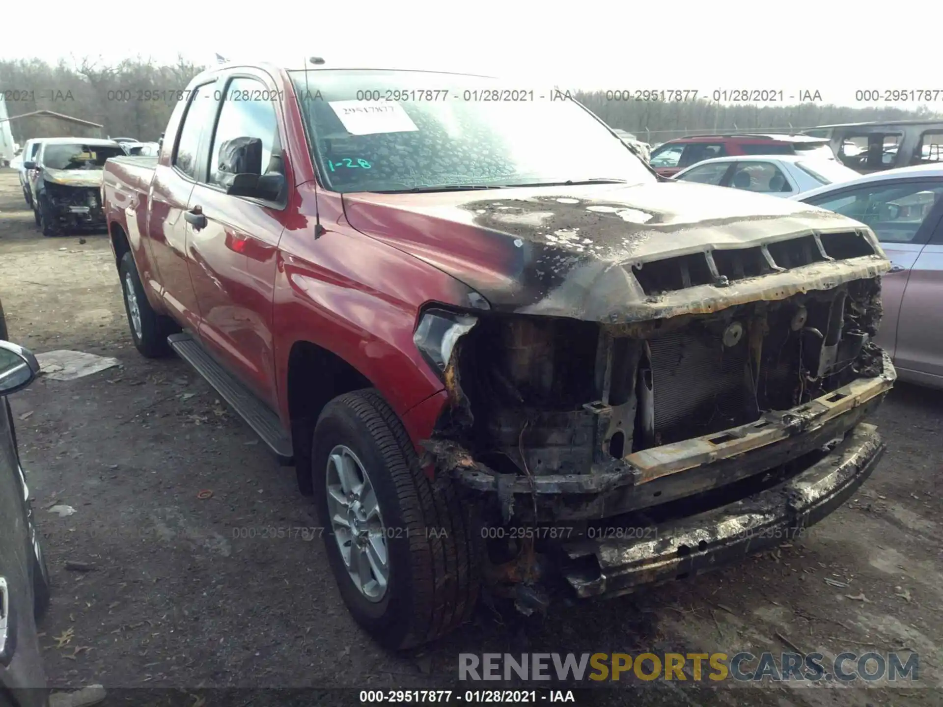 1 Photograph of a damaged car 5TFUY5F16KX803784 TOYOTA TUNDRA 4WD 2019