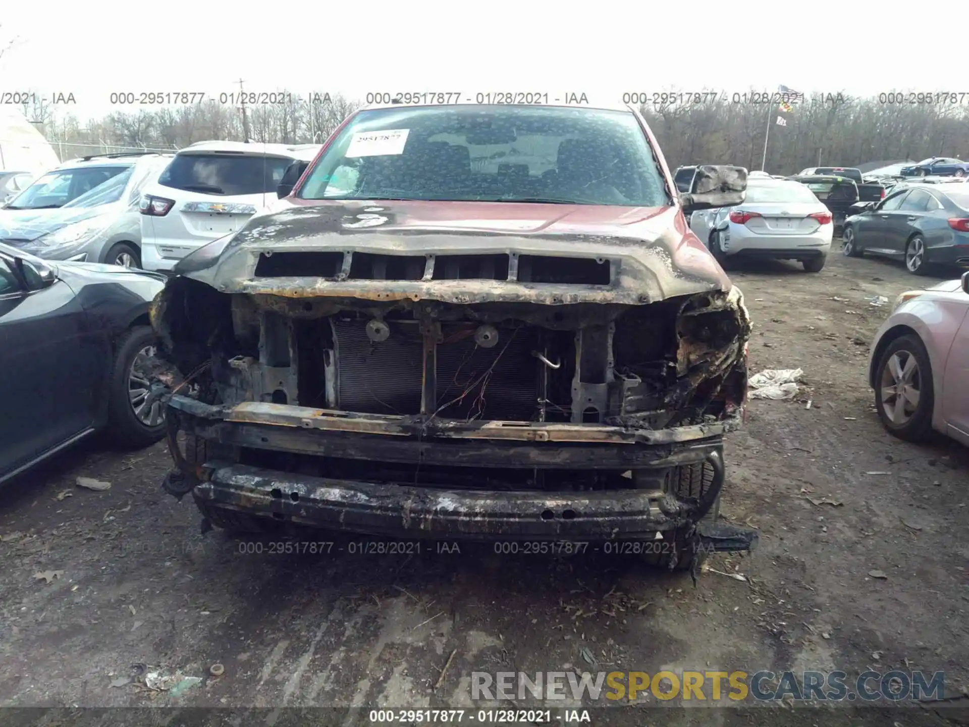 6 Photograph of a damaged car 5TFUY5F16KX803784 TOYOTA TUNDRA 4WD 2019