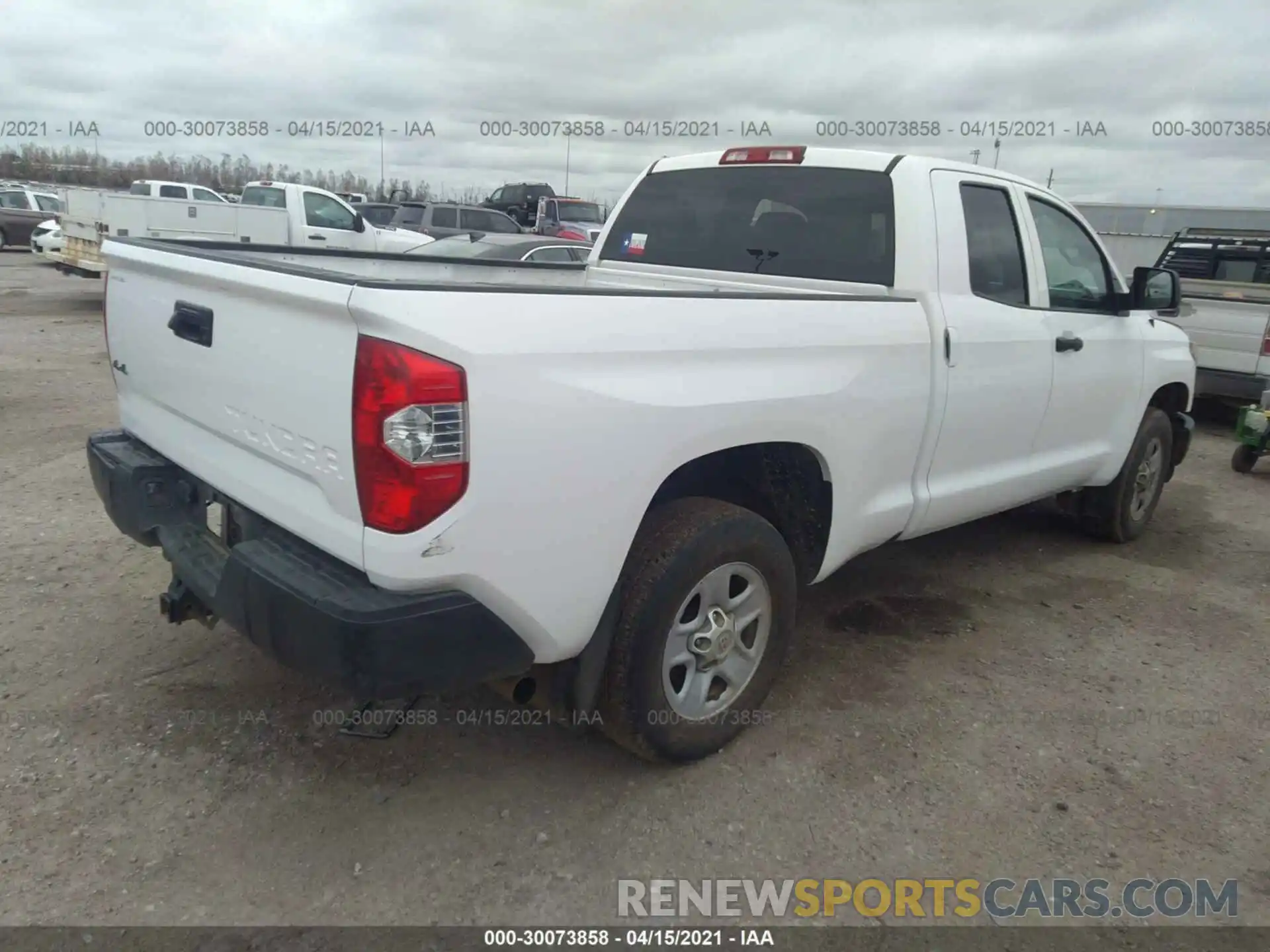 4 Photograph of a damaged car 5TFUY5F16KX836221 TOYOTA TUNDRA 4WD 2019