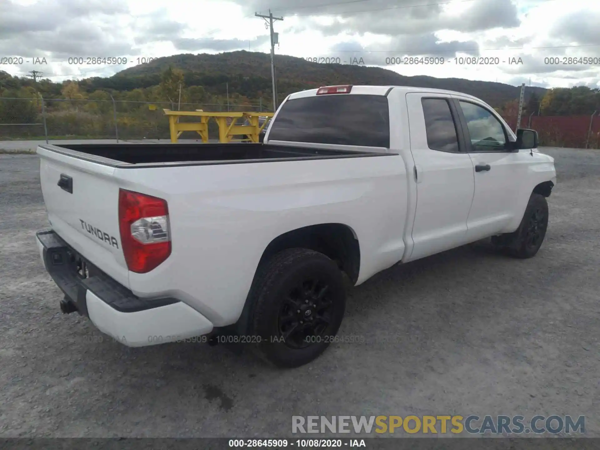 4 Photograph of a damaged car 5TFUY5F19KX793476 TOYOTA TUNDRA 4WD 2019