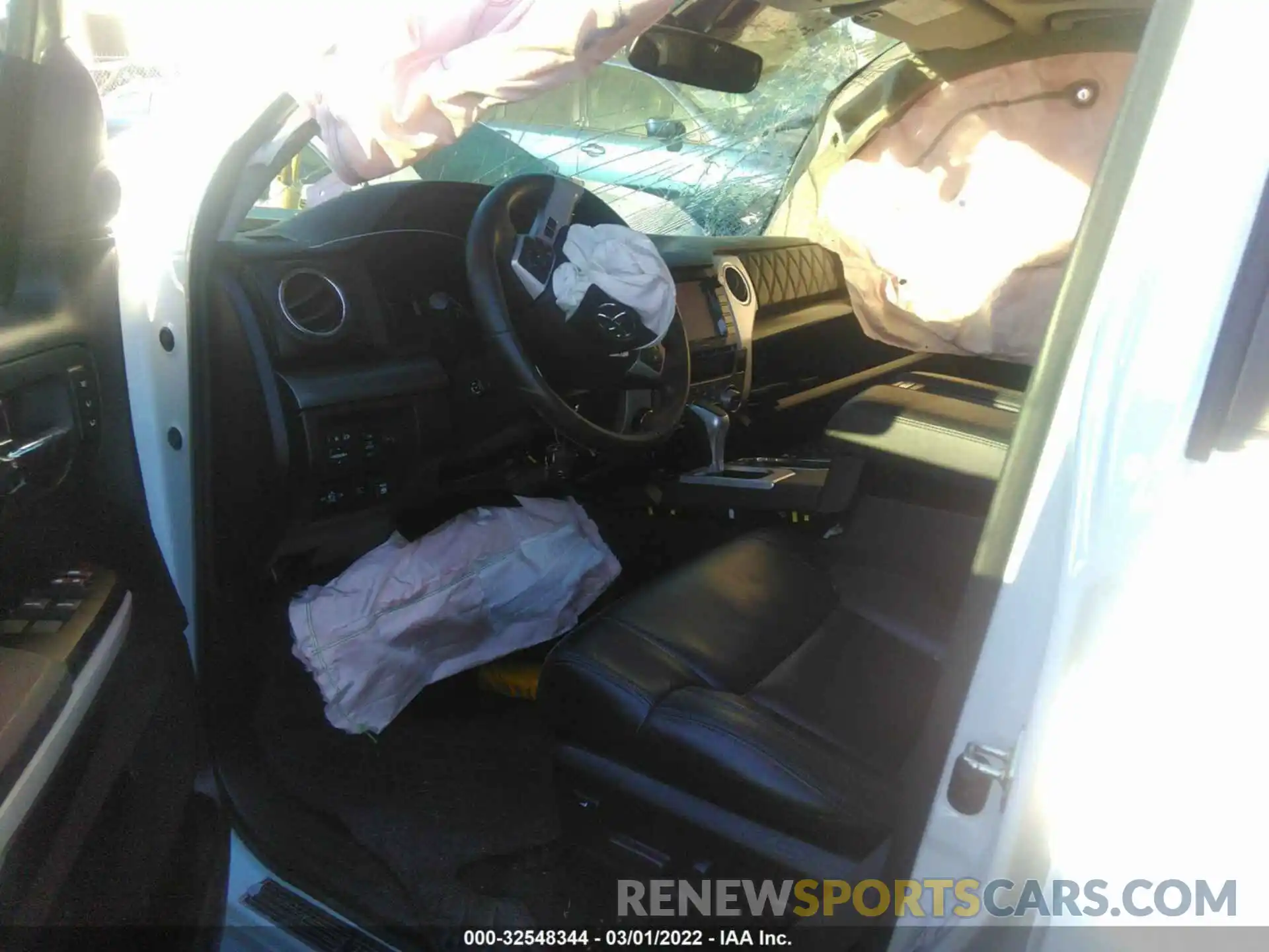 5 Photograph of a damaged car 5TFAY5F10LX888867 TOYOTA TUNDRA 4WD 2020