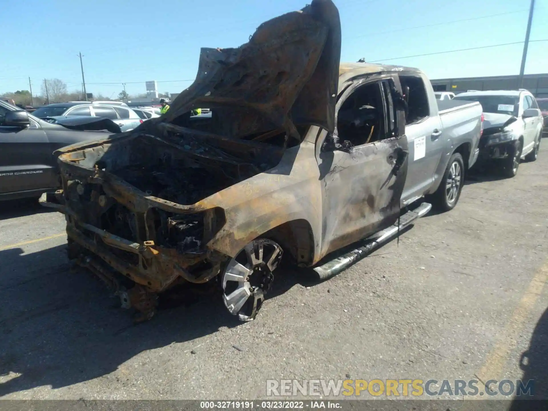 2 Photograph of a damaged car 5TFAY5F10LX901746 TOYOTA TUNDRA 4WD 2020