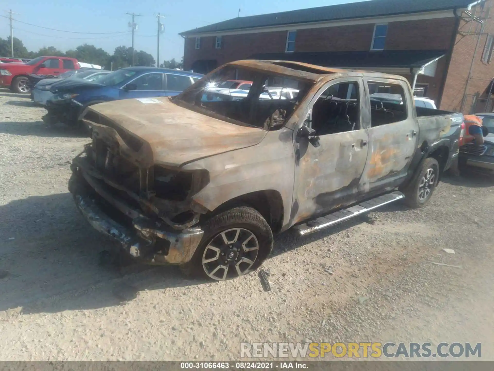 2 Photograph of a damaged car 5TFAY5F11LX898095 TOYOTA TUNDRA 4WD 2020