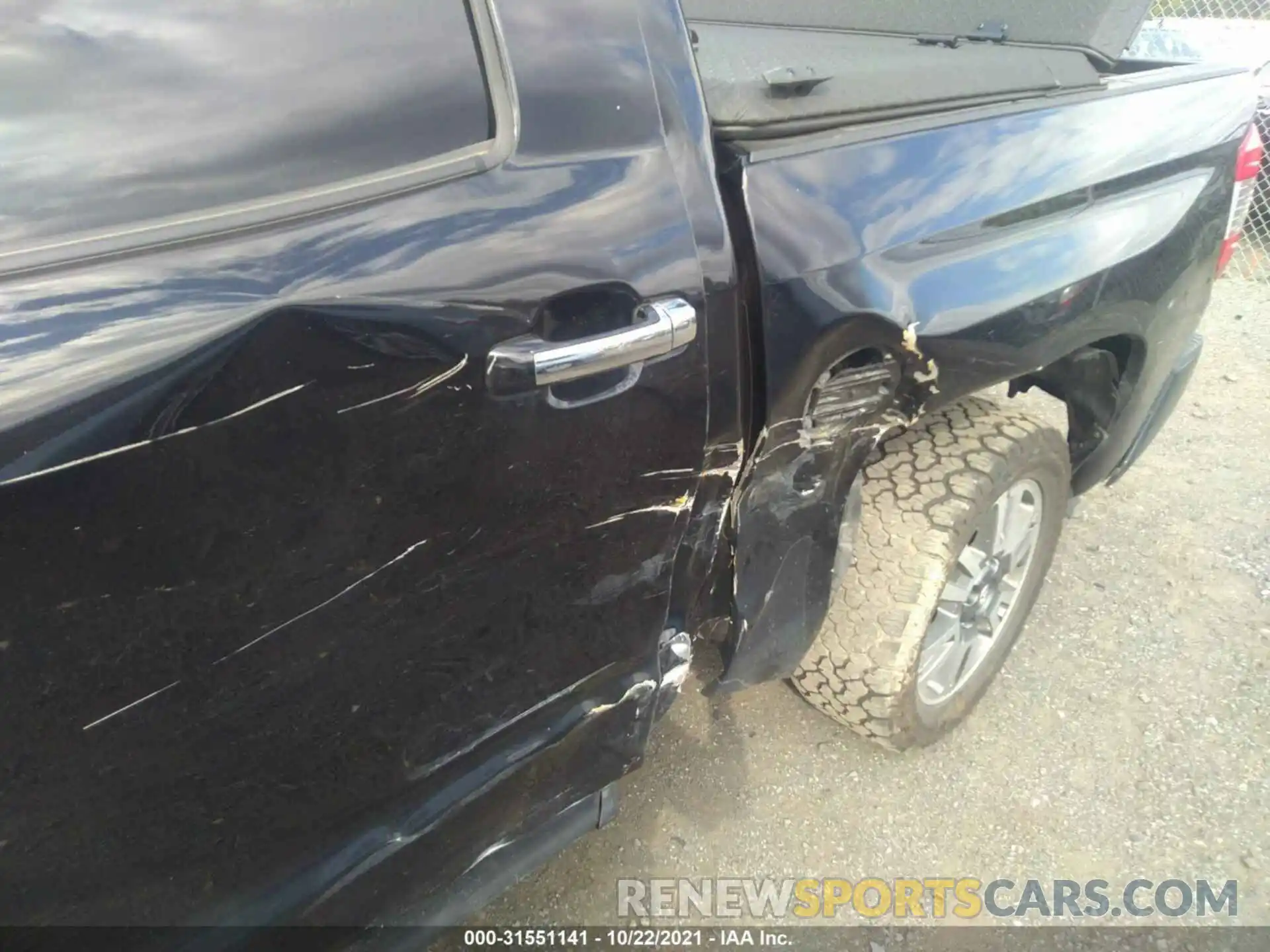 6 Photograph of a damaged car 5TFAY5F13LX879399 TOYOTA TUNDRA 4WD 2020