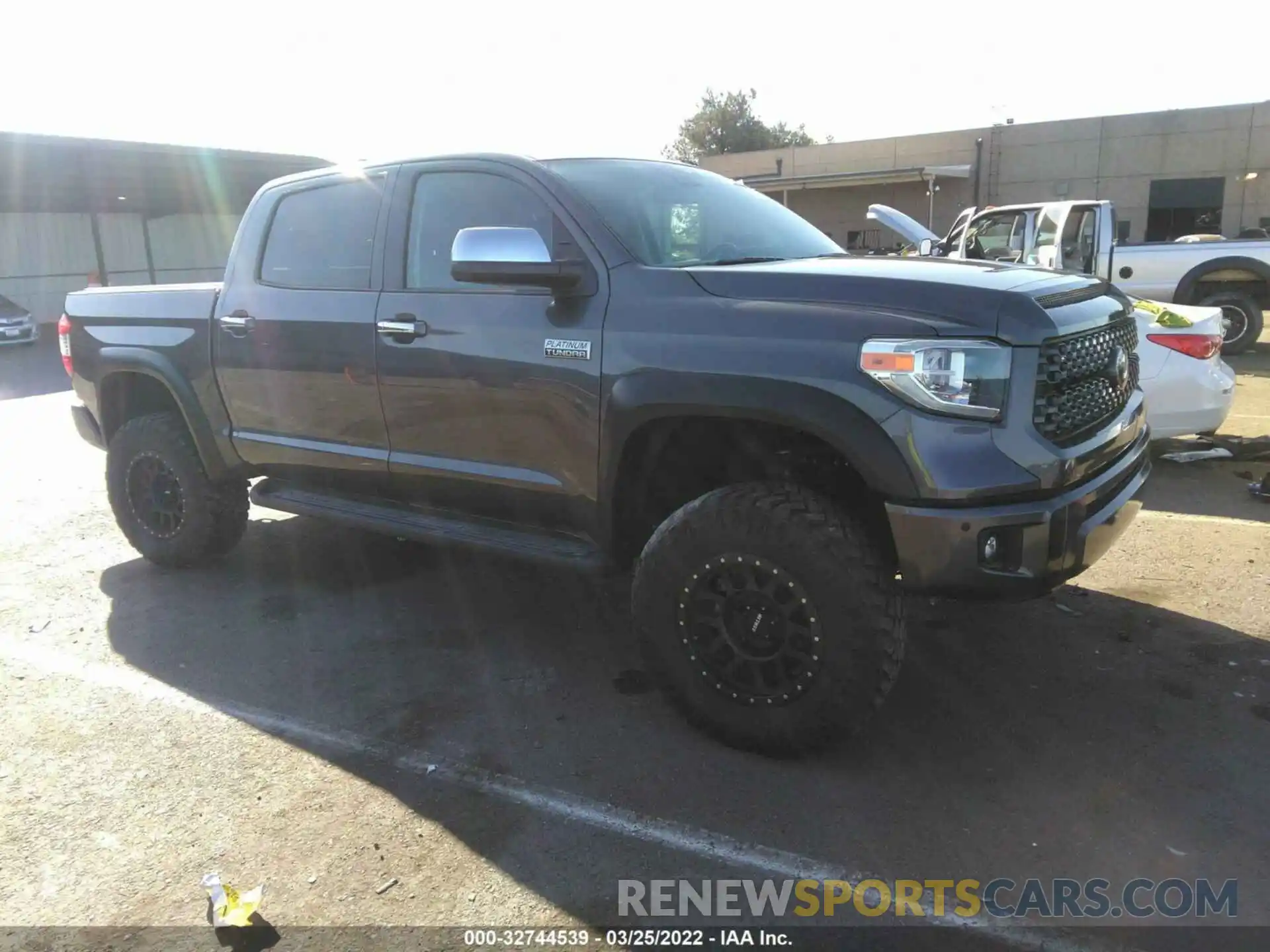 1 Photograph of a damaged car 5TFAY5F13LX909372 TOYOTA TUNDRA 4WD 2020