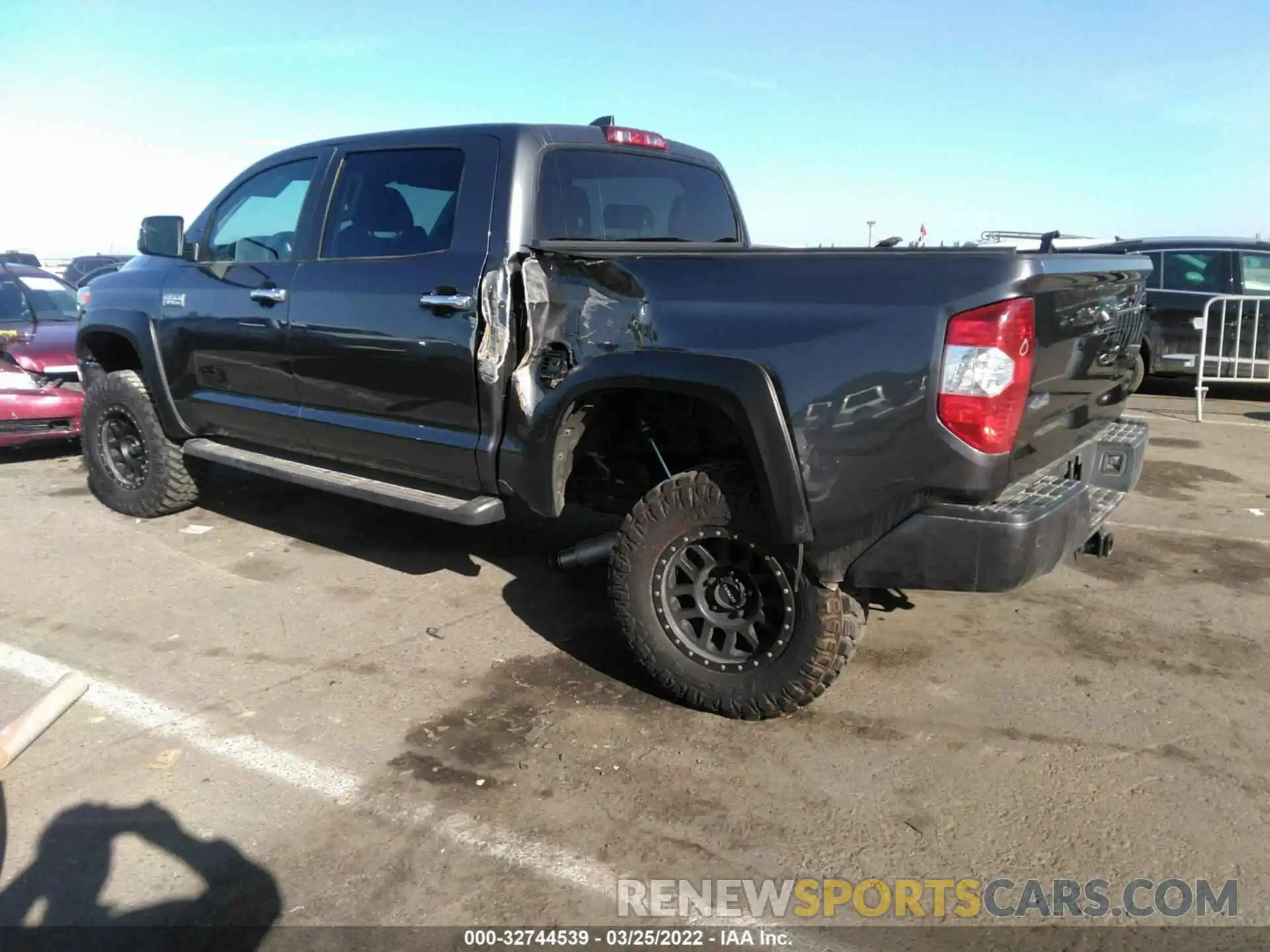 3 Photograph of a damaged car 5TFAY5F13LX909372 TOYOTA TUNDRA 4WD 2020