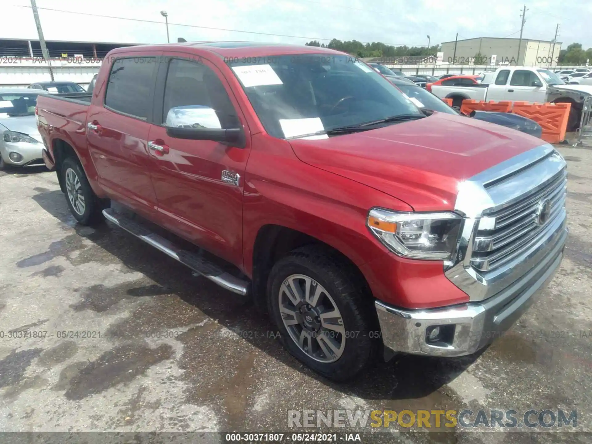 1 Photograph of a damaged car 5TFAY5F13LX909792 TOYOTA TUNDRA 4WD 2020