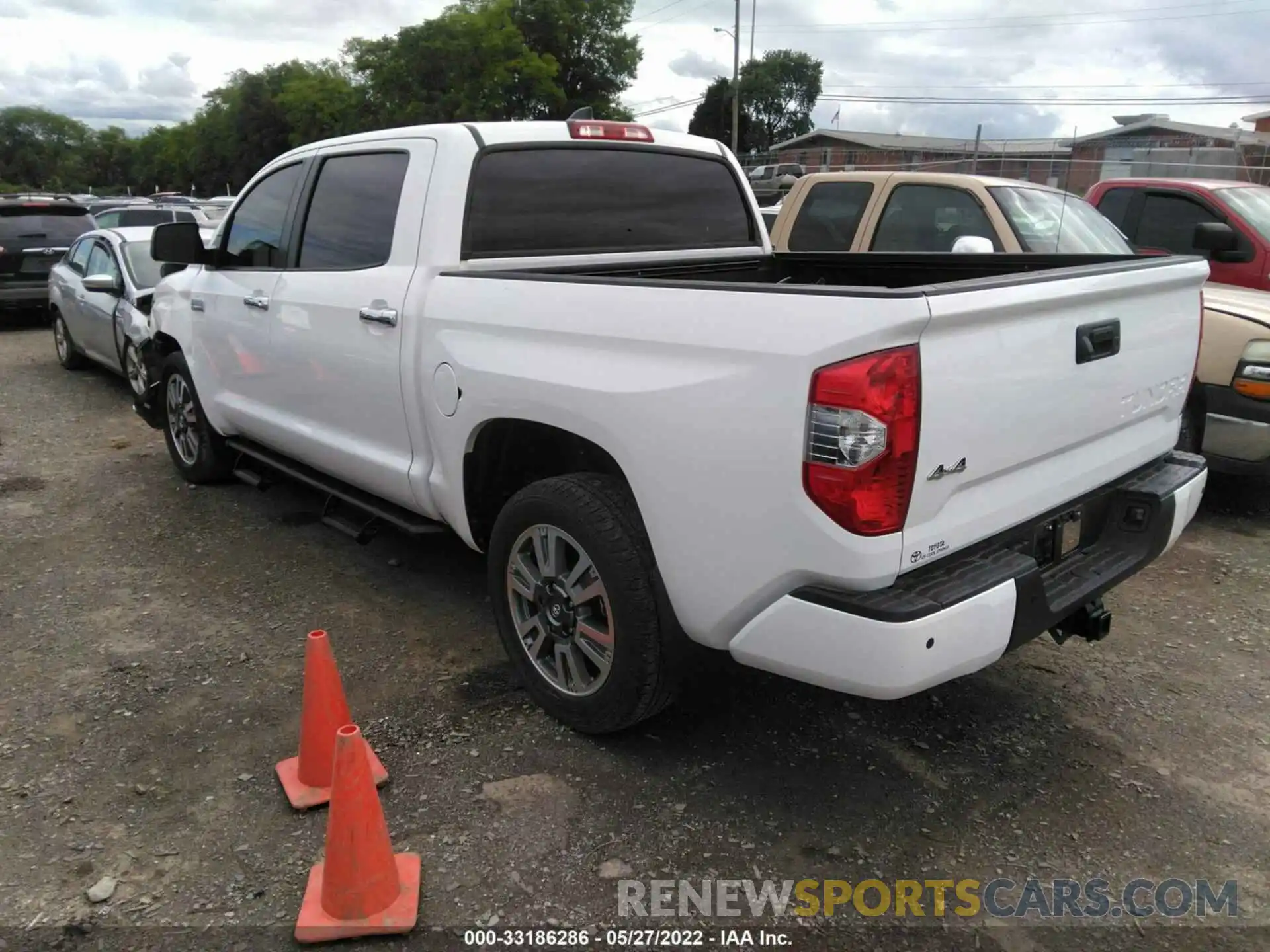 3 Photograph of a damaged car 5TFAY5F13LX925622 TOYOTA TUNDRA 4WD 2020