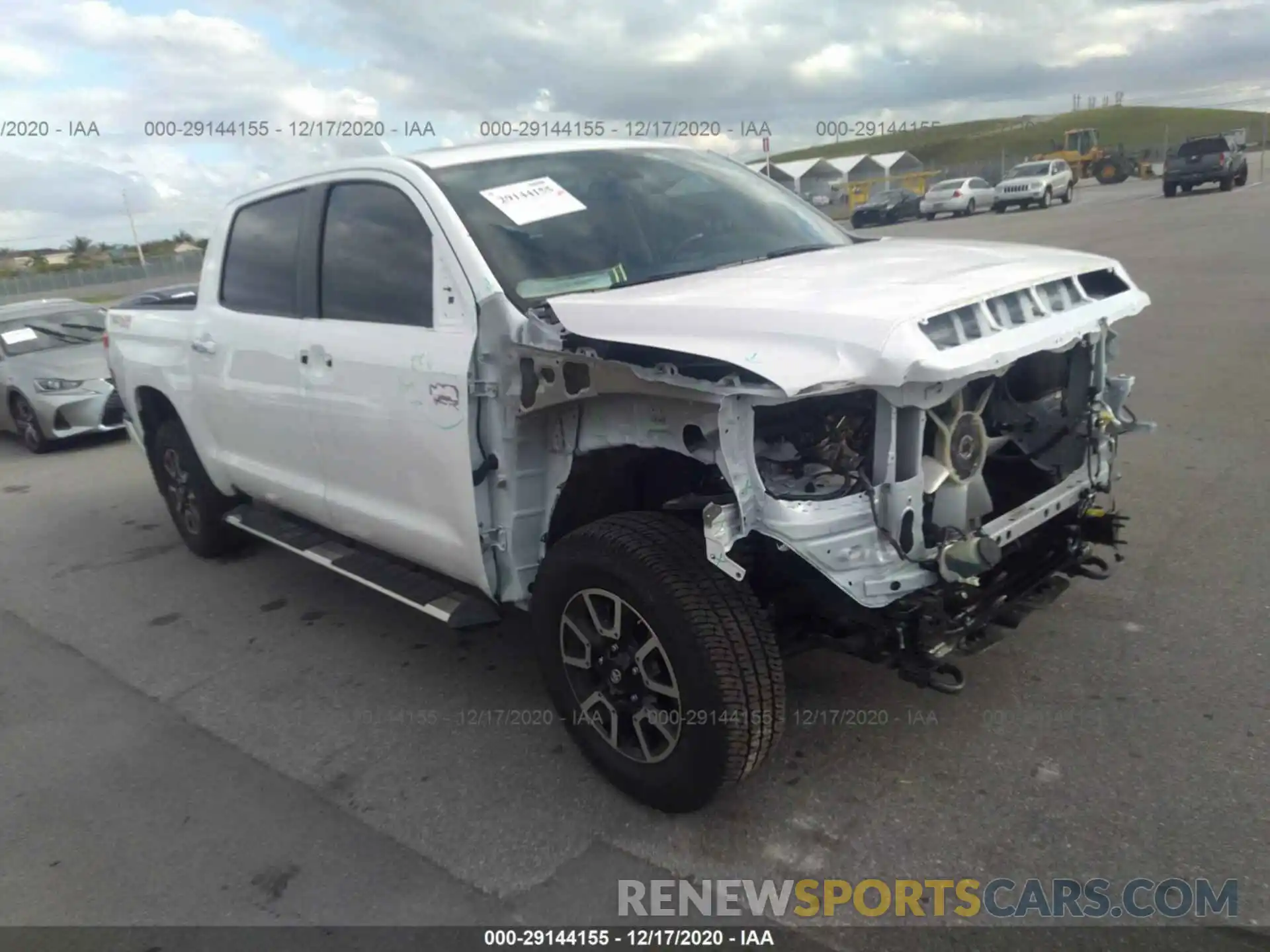 1 Photograph of a damaged car 5TFAY5F14LX915794 TOYOTA TUNDRA 4WD 2020